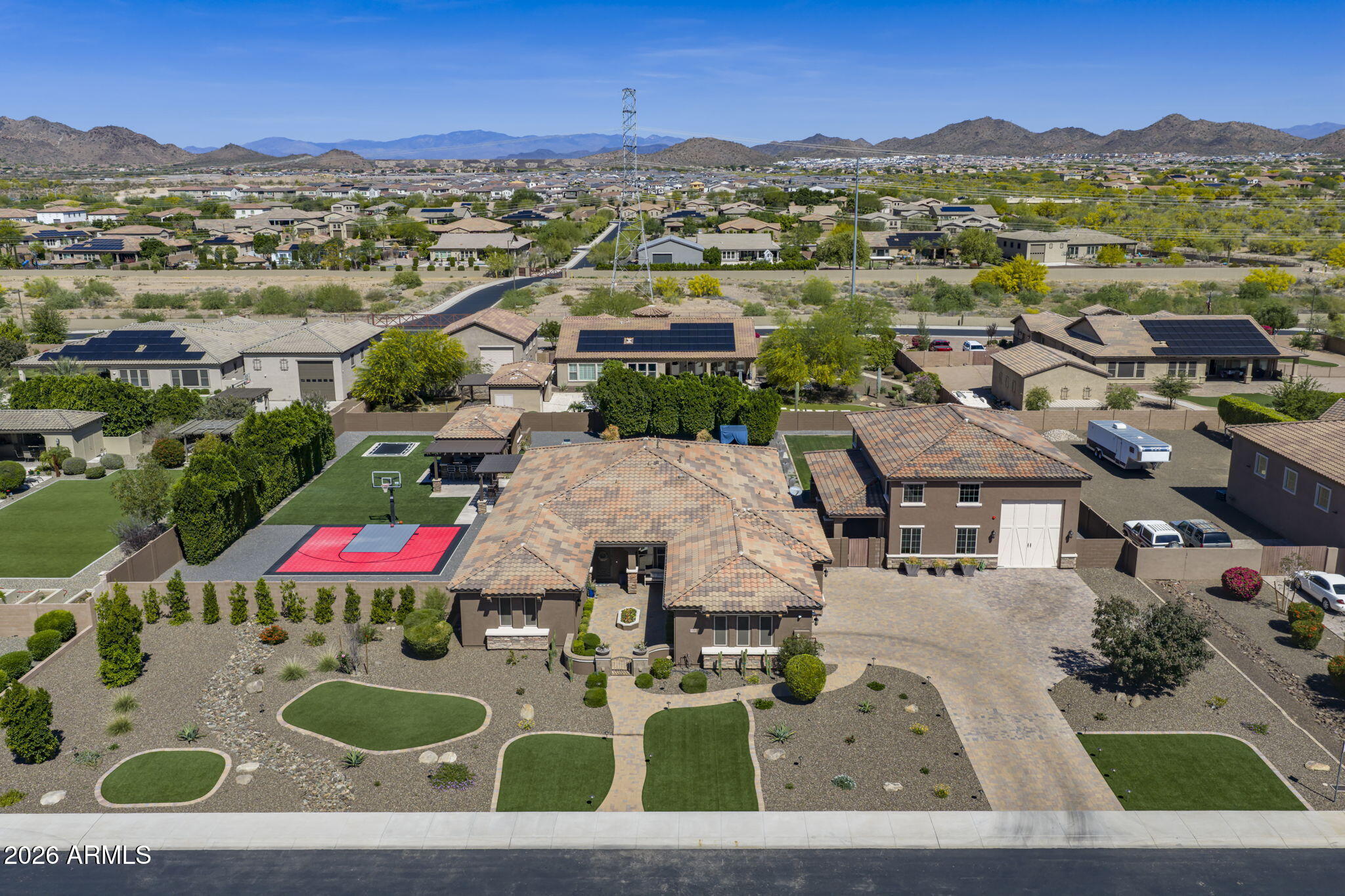 CABALLOS DEL RIO - Residential