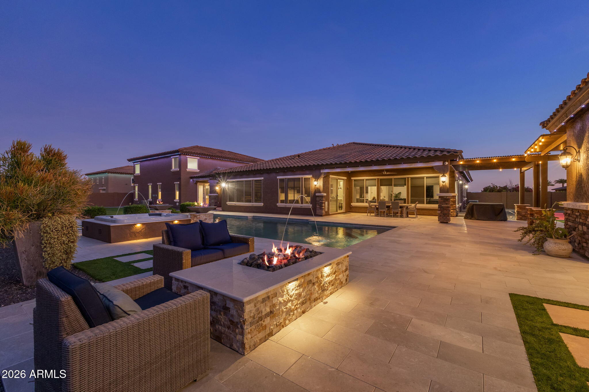 CABALLOS DEL RIO - Residential