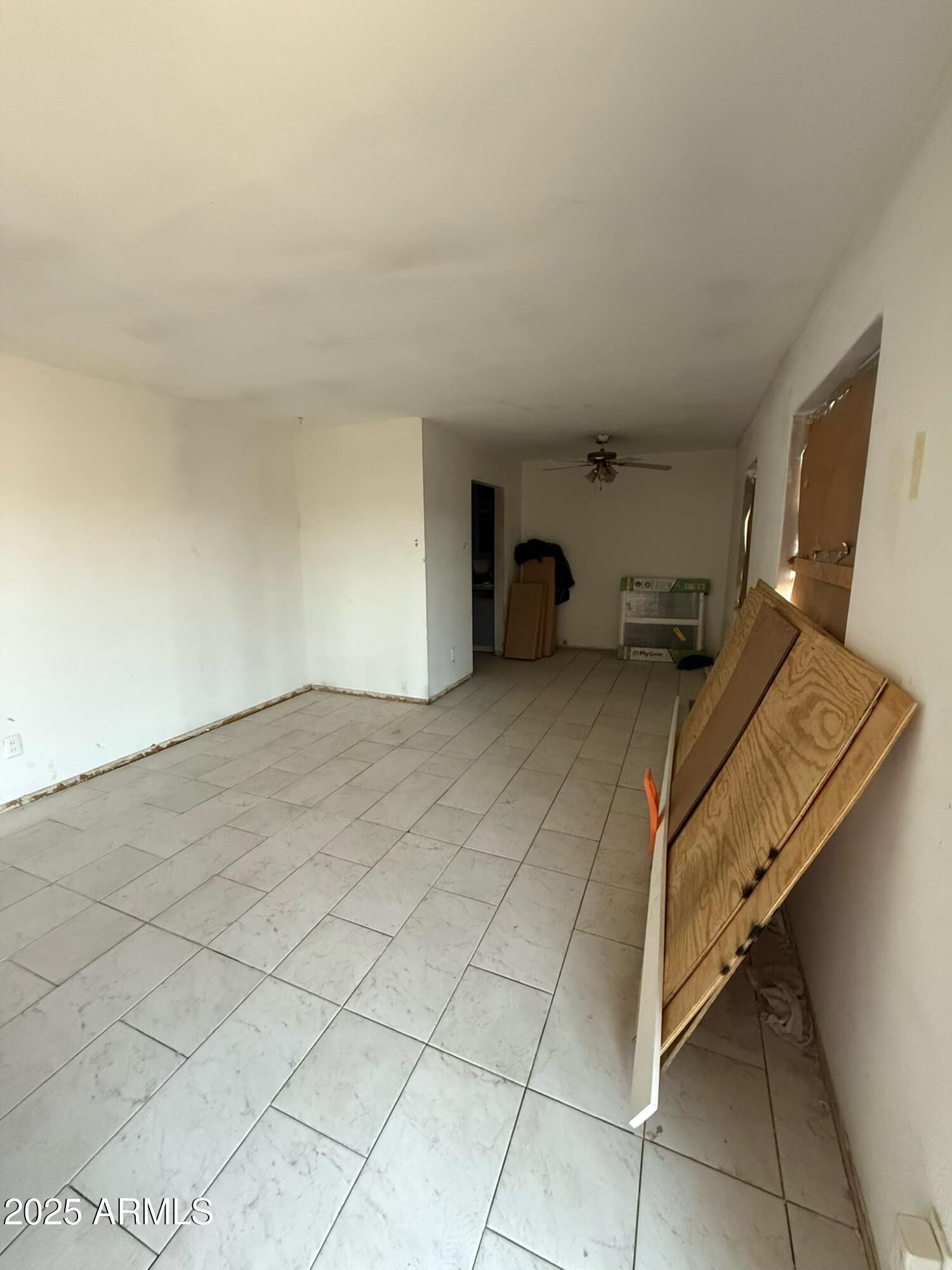 1818 W SONORA Street