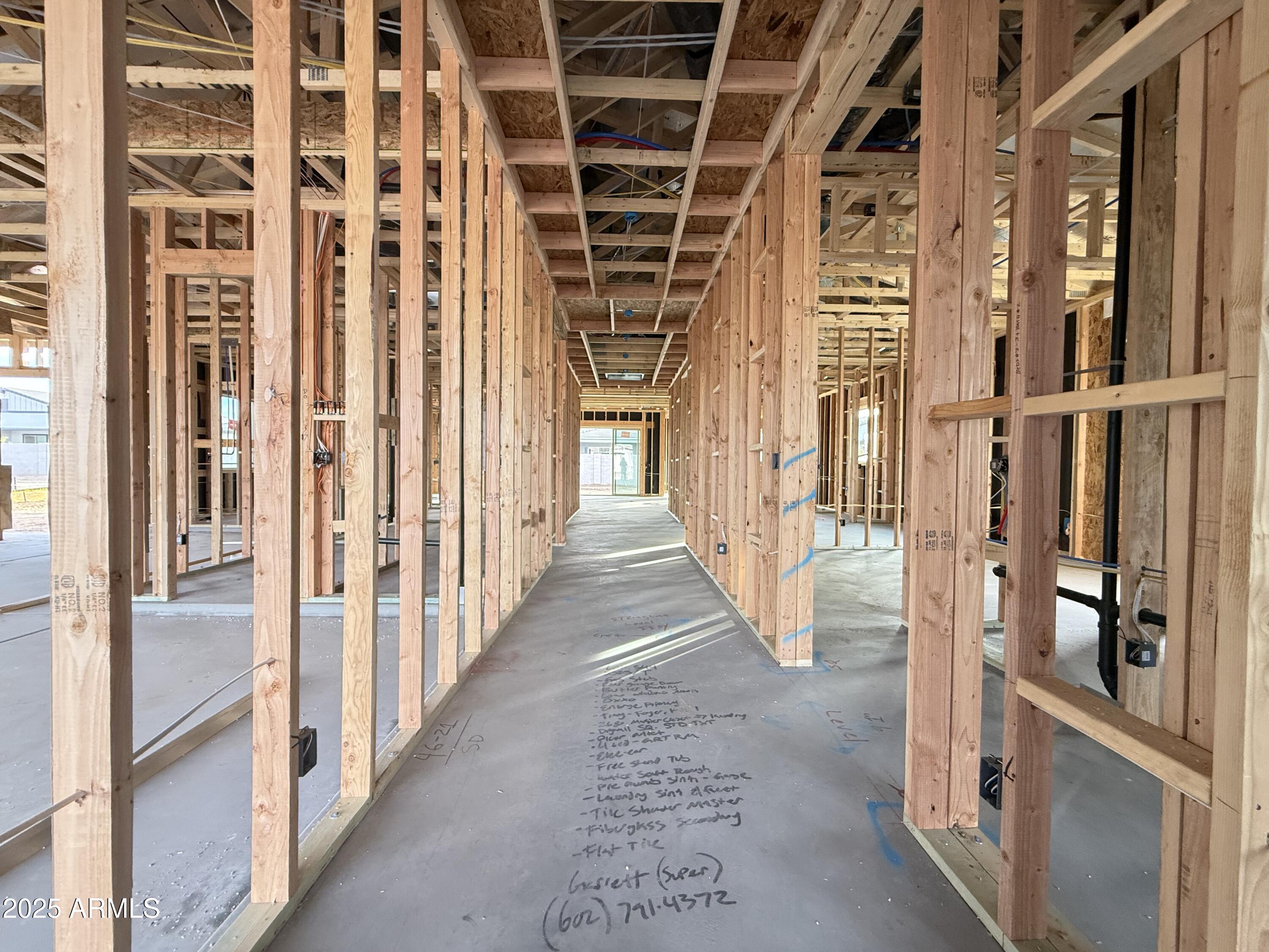 22889 E TWIN ACRES Drive