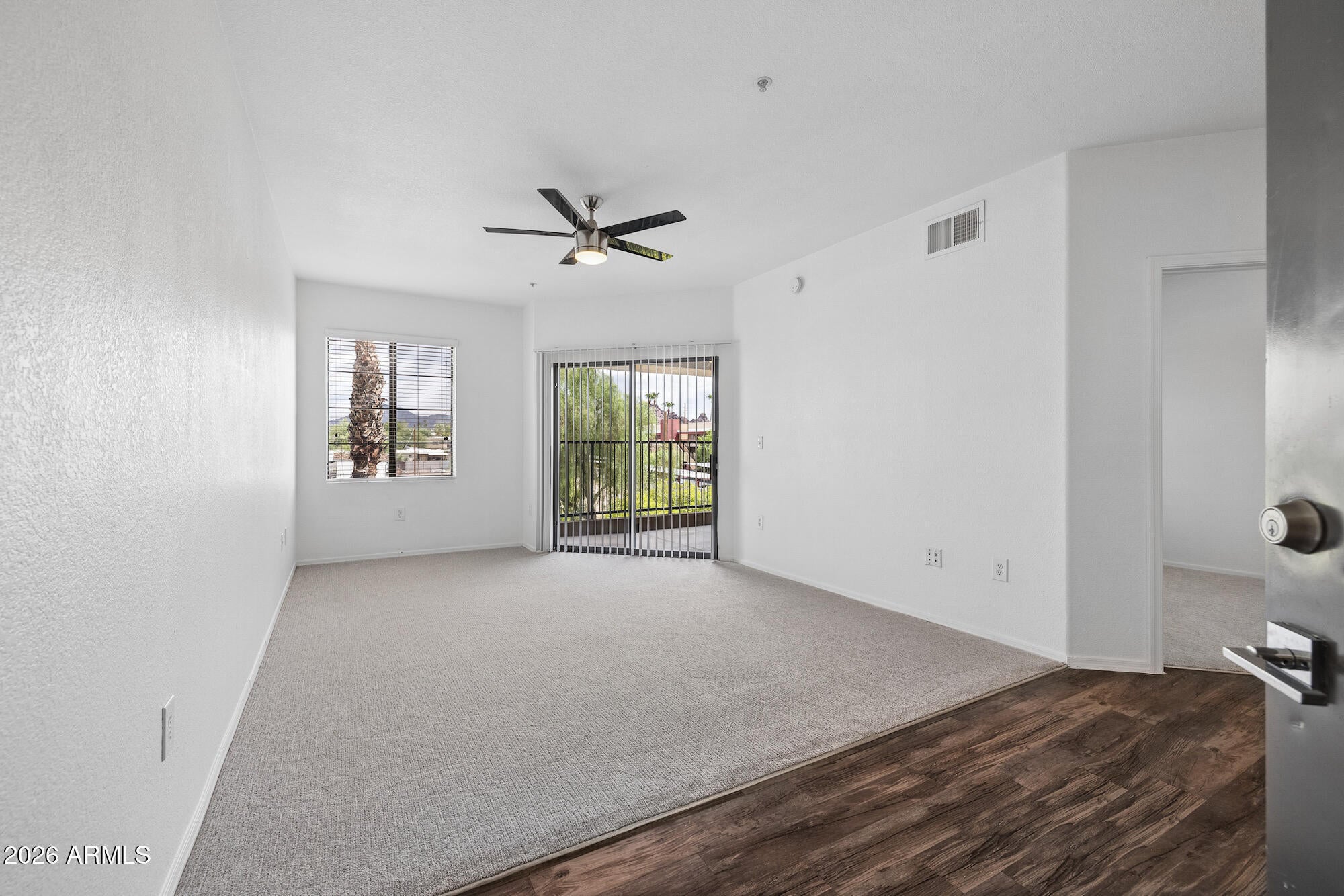 5302 E VAN BUREN Street 3045