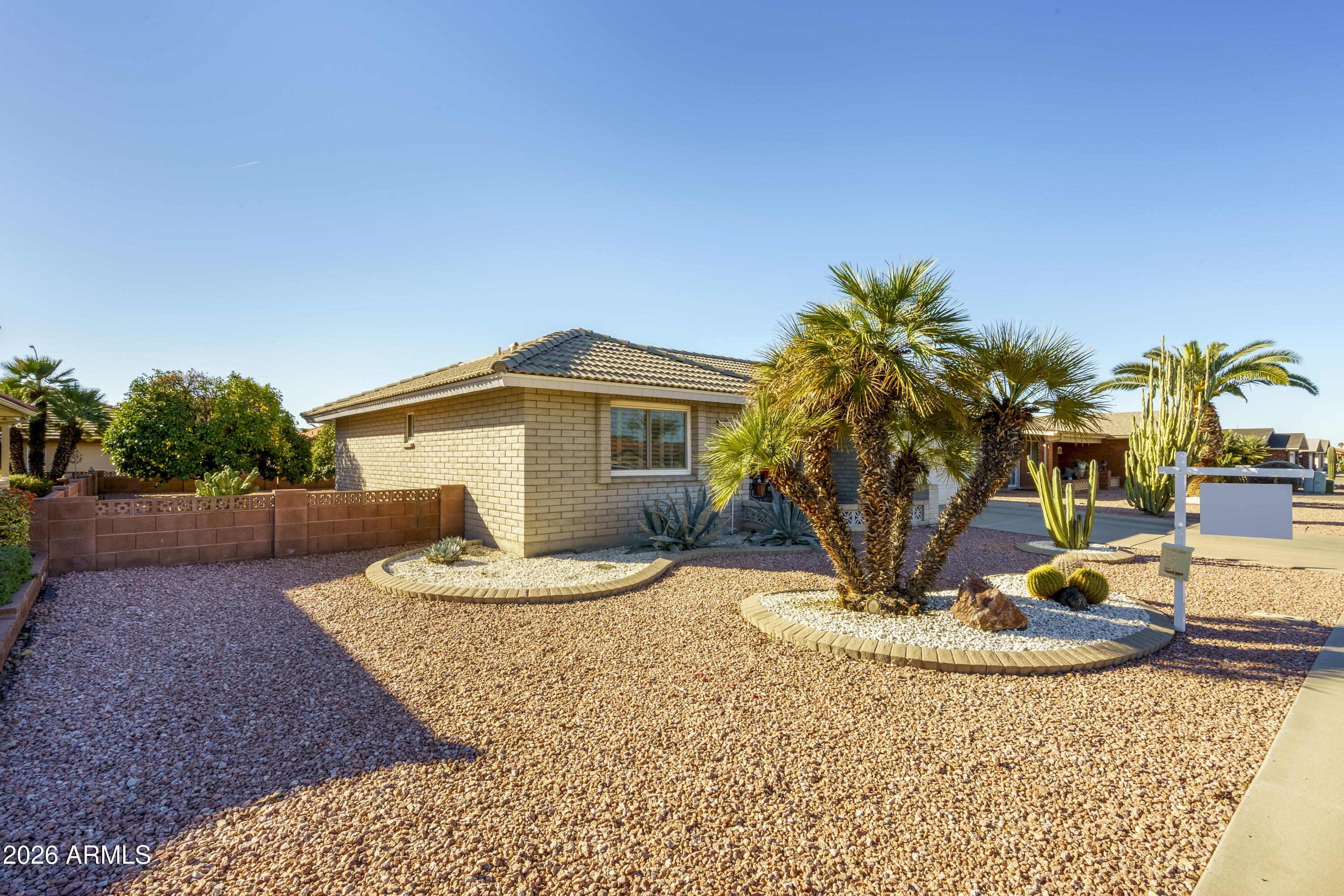 8249 E MEDINA Avenue E