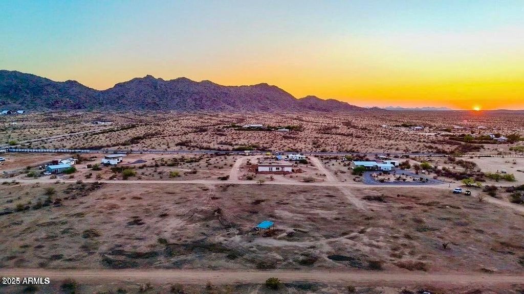 Photo of 0 Sage St # 1 1.32 Acres, Maricopa, AZ 85139 (MLS # 6919237)
