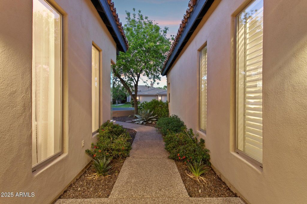 listing image 79