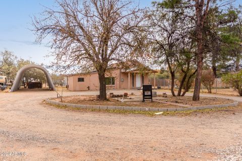 A home in Cornville