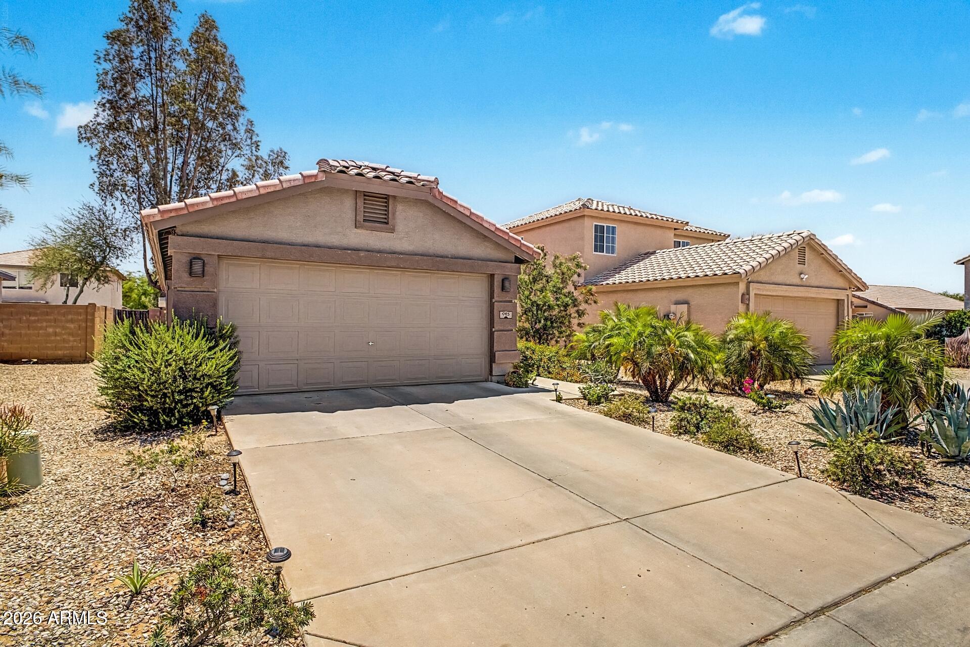 985 E Stardust Way