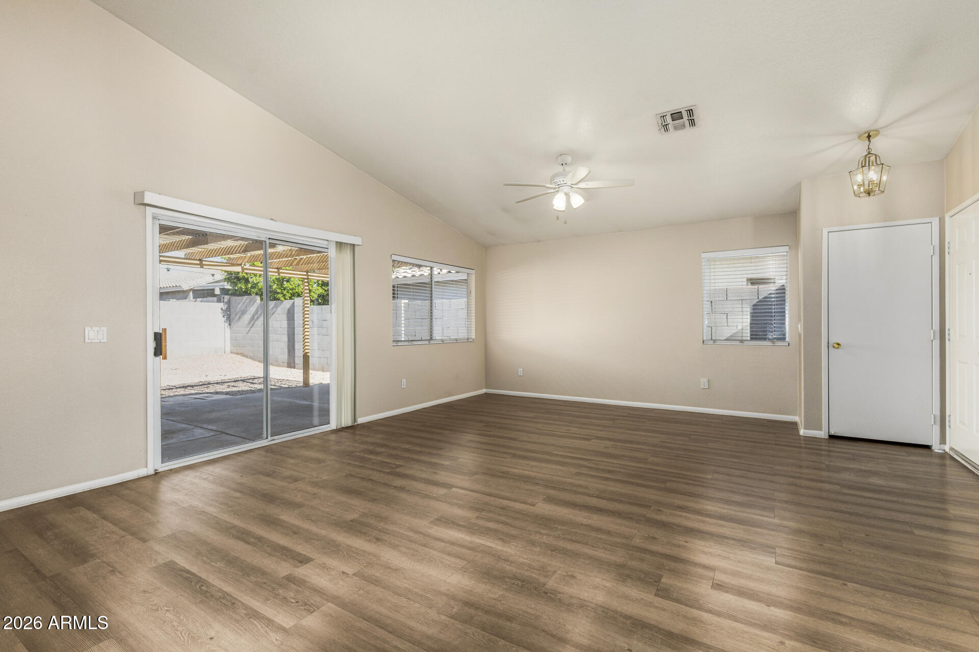 16144 W GRANT Street