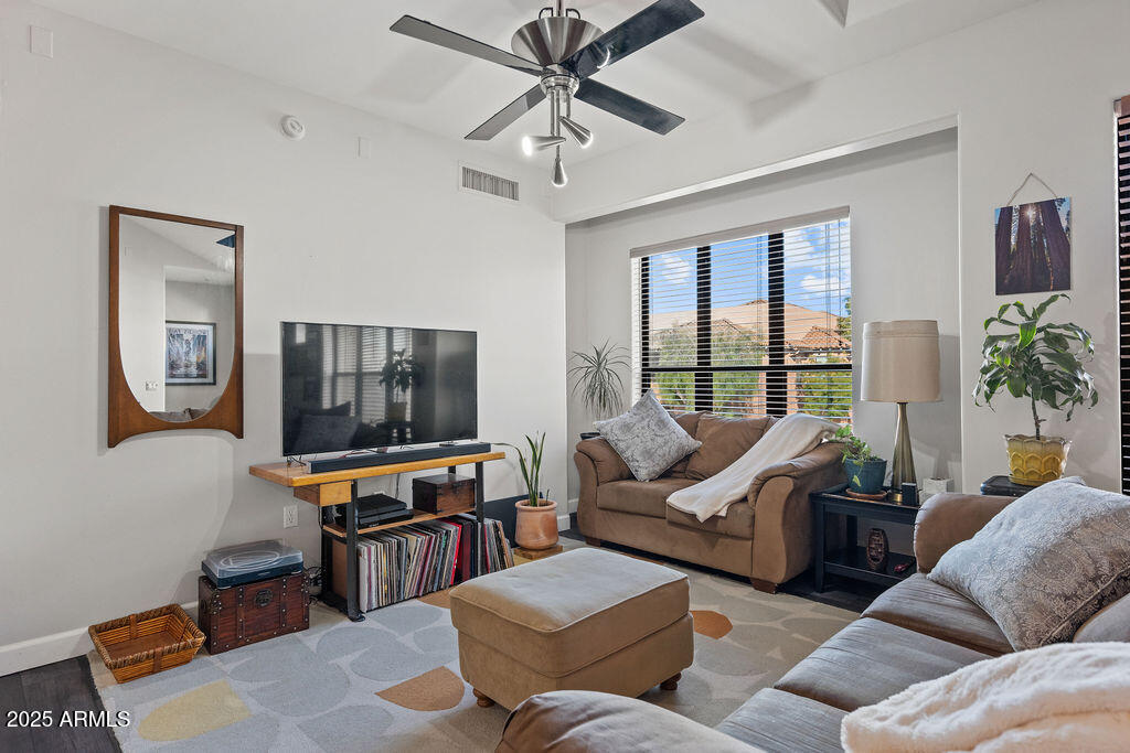 20660 N 40TH Street 2155