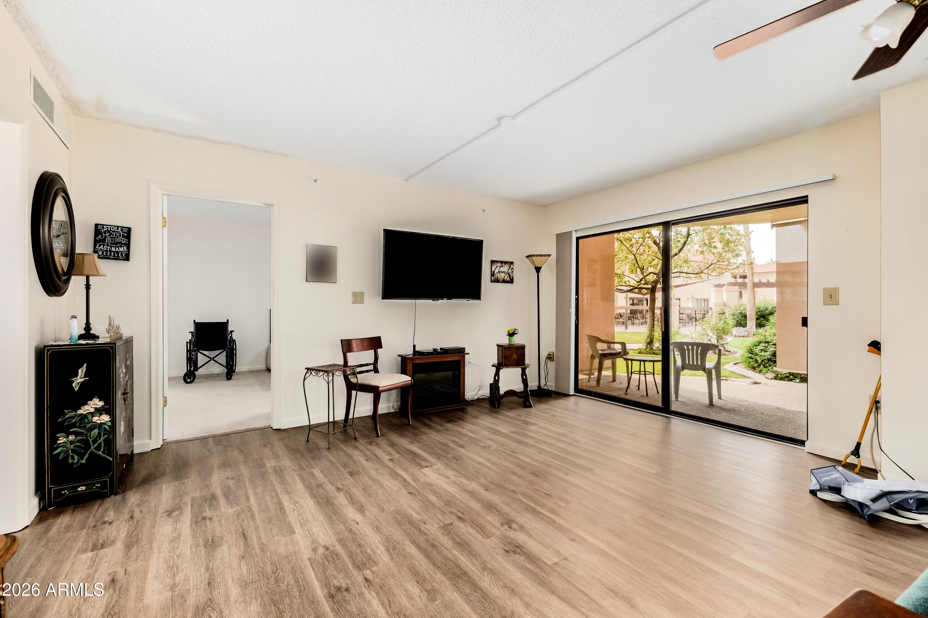 10330 W Thunderbird Boulevard C103