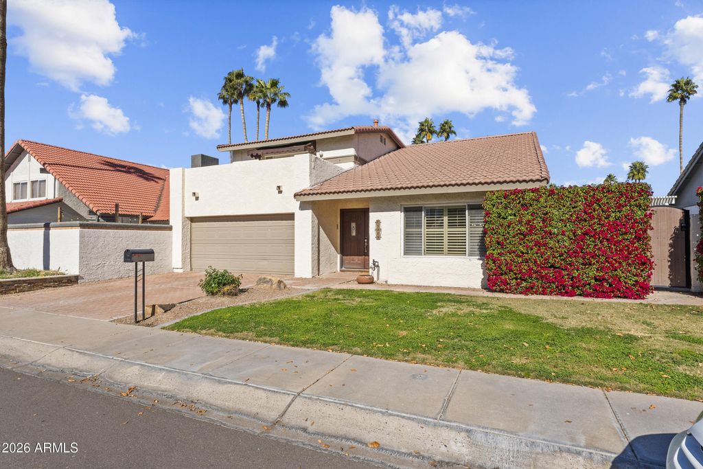 Photo of 1608 E Weathervane Lane, Tempe, AZ 85283 (MLS # 6972458)