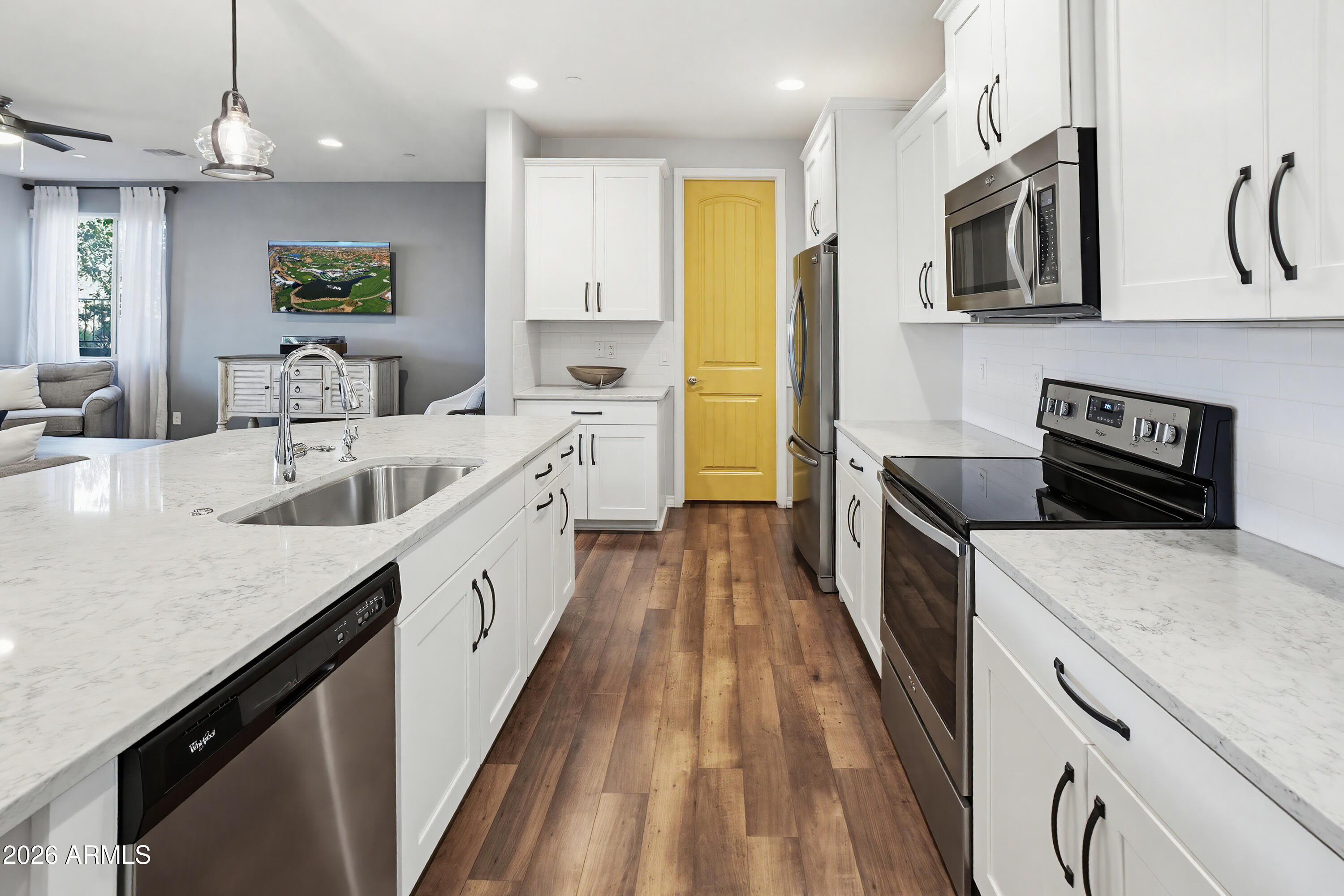 4660 E TIERRA BUENA Lane