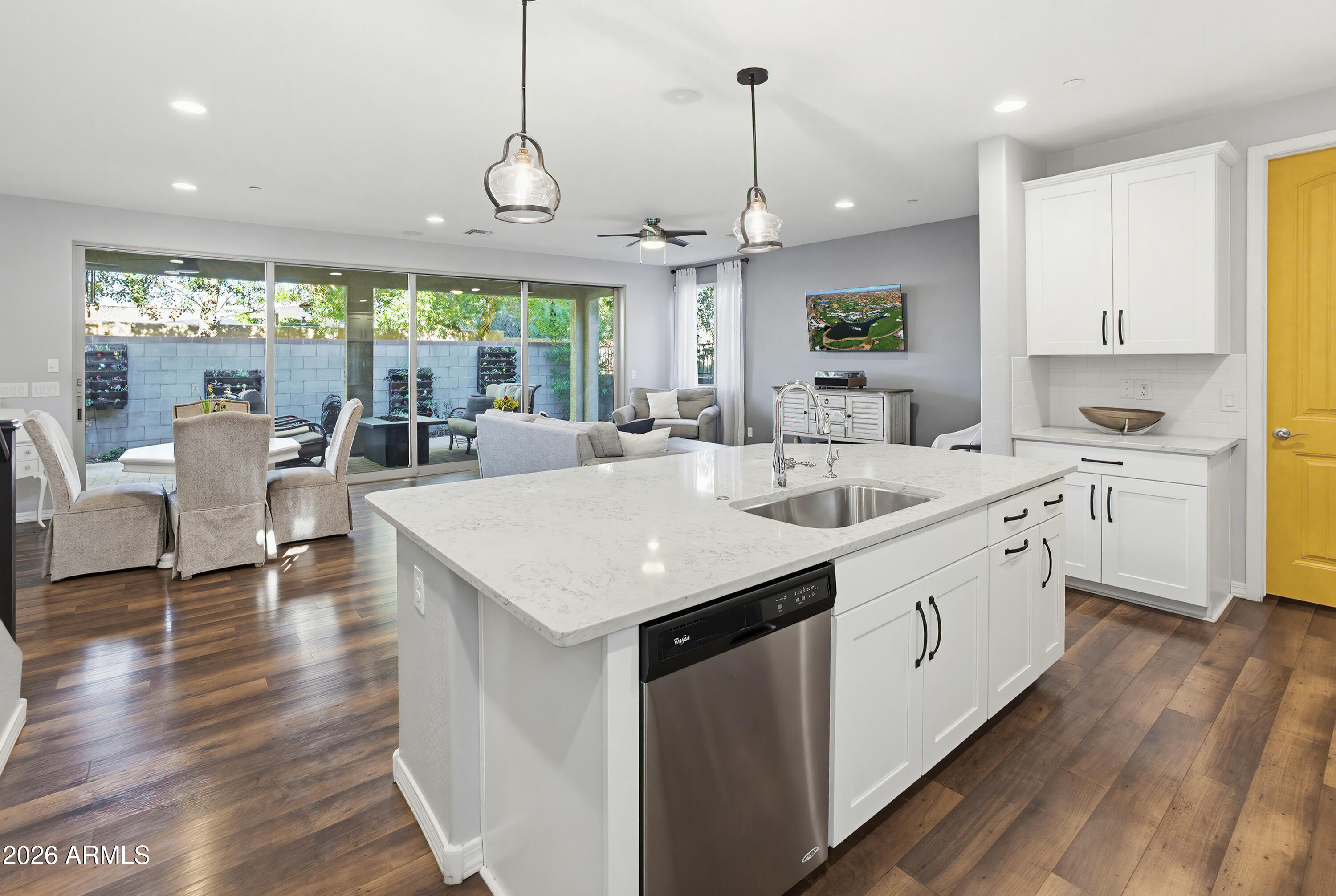 4660 E TIERRA BUENA Lane