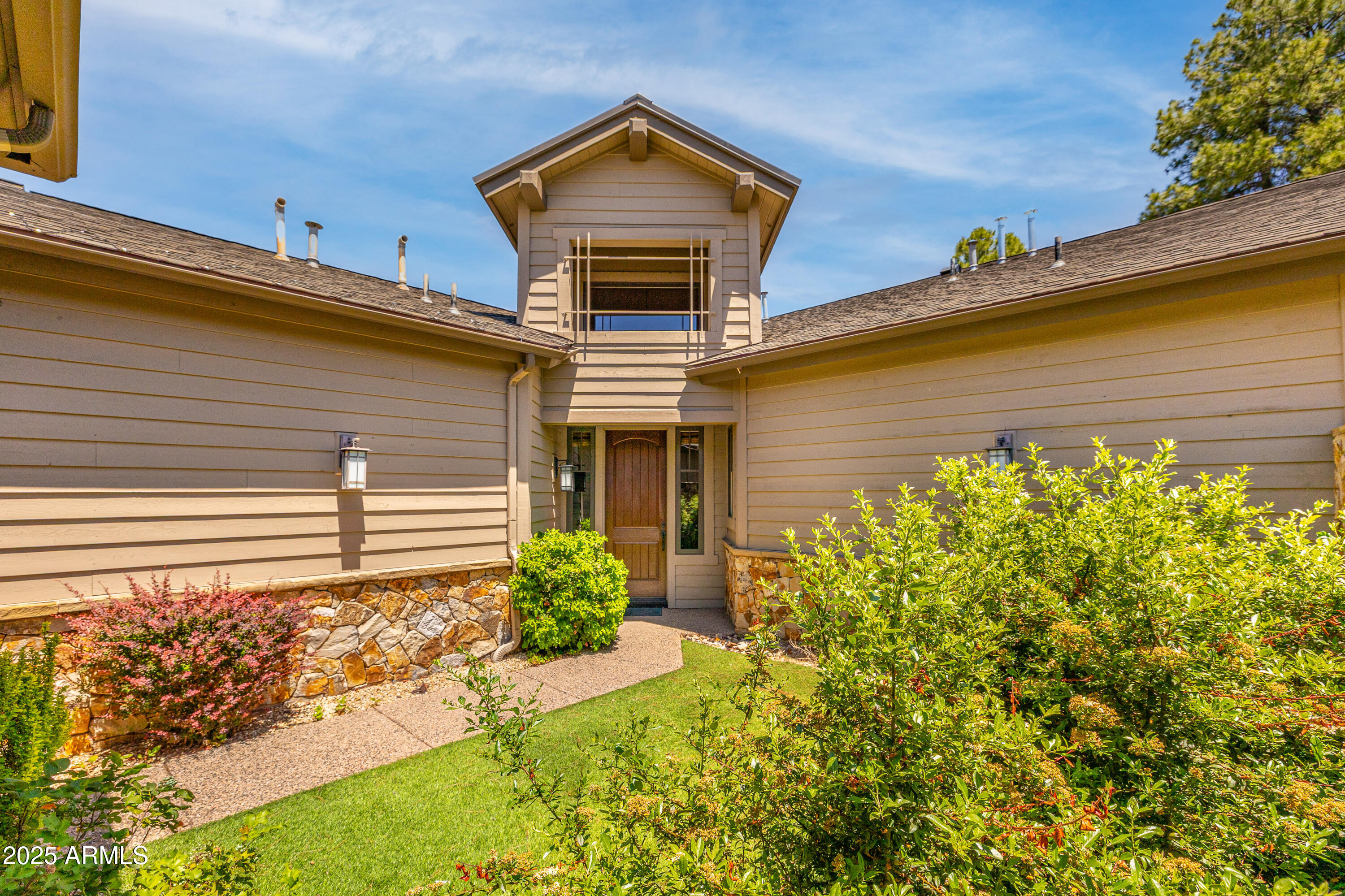 1734 E Mossy Oak Court 3