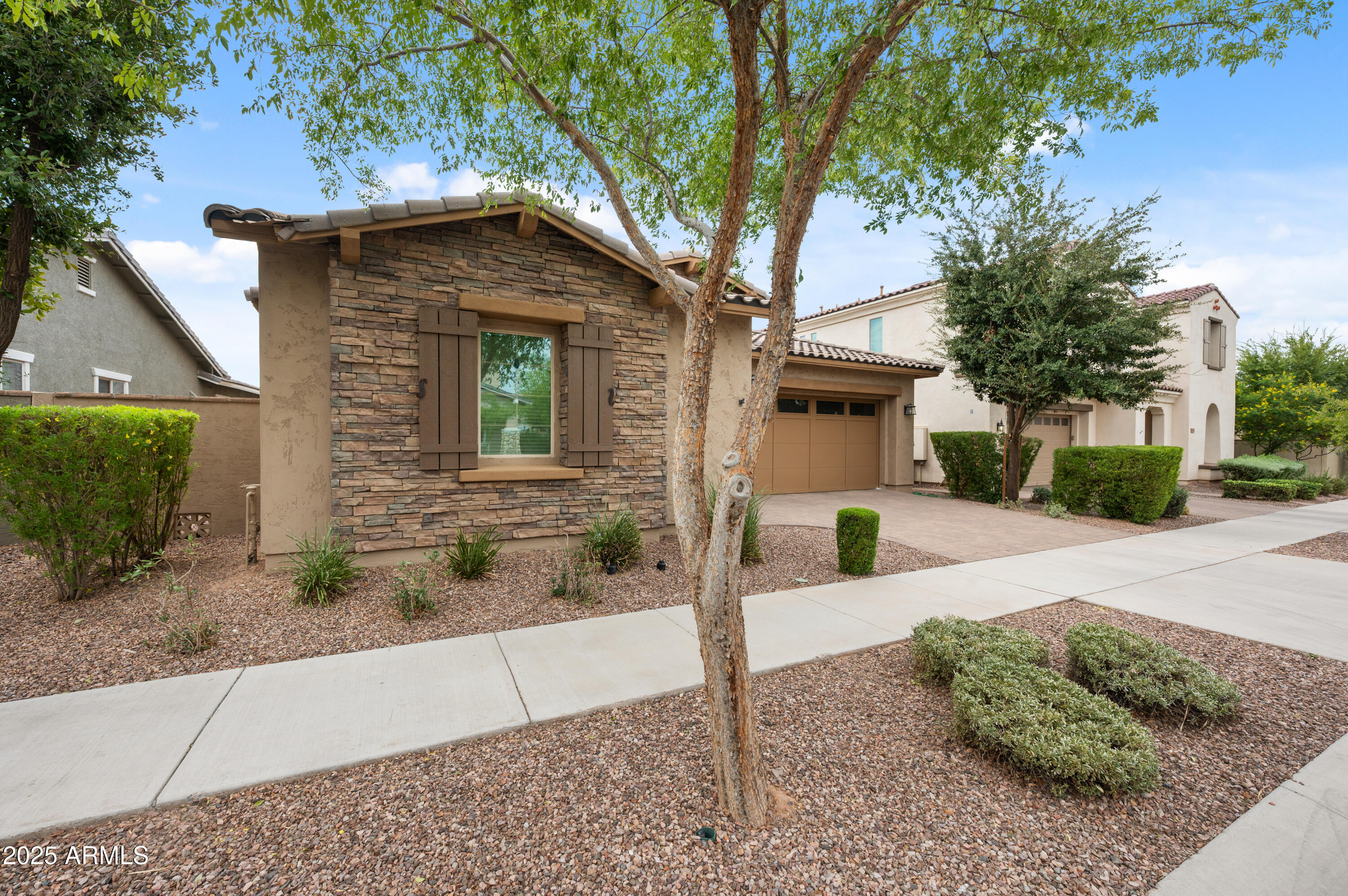 10317 E CATALYST Avenue