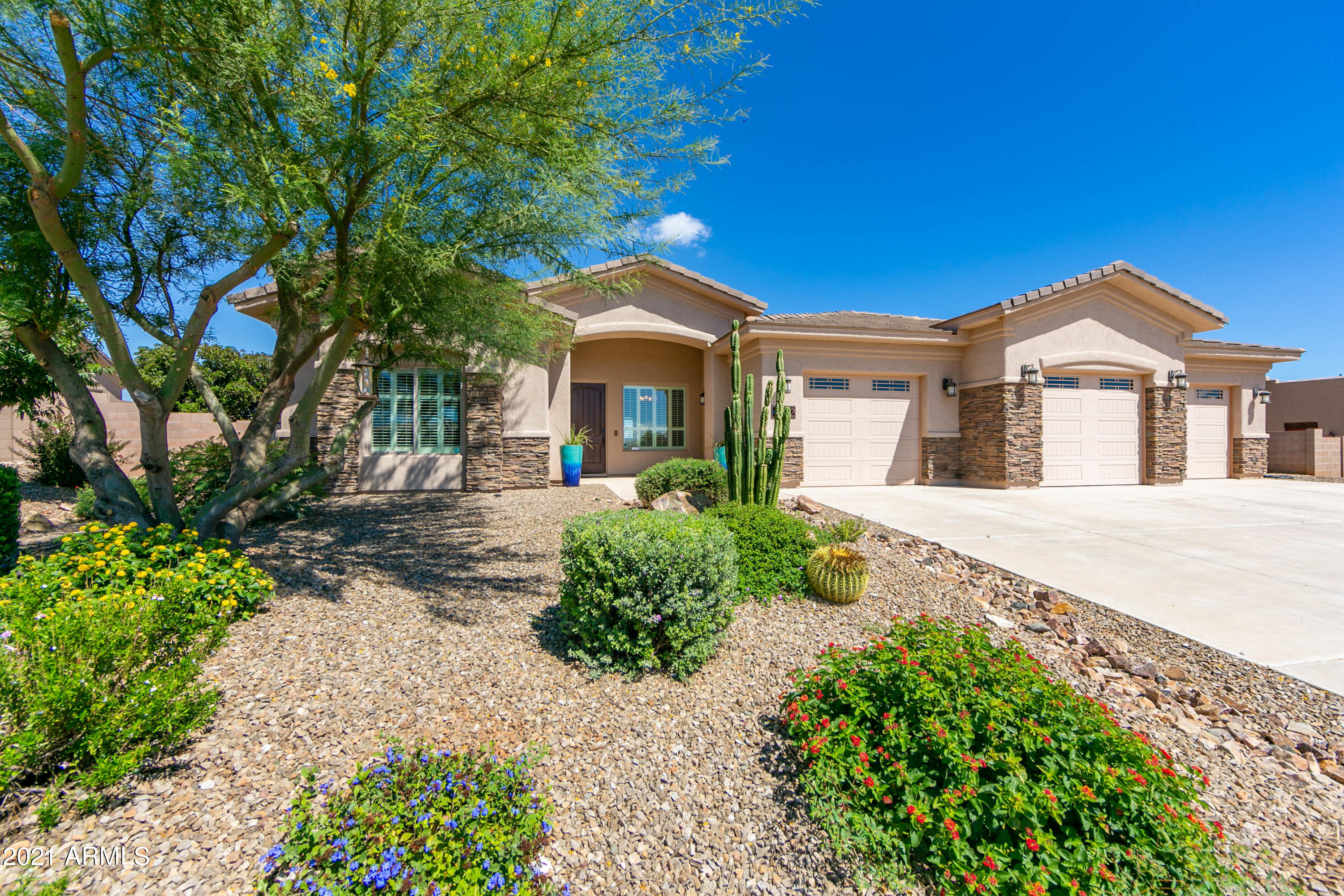 CANYON DE FLORES PHASE 2E - Residential