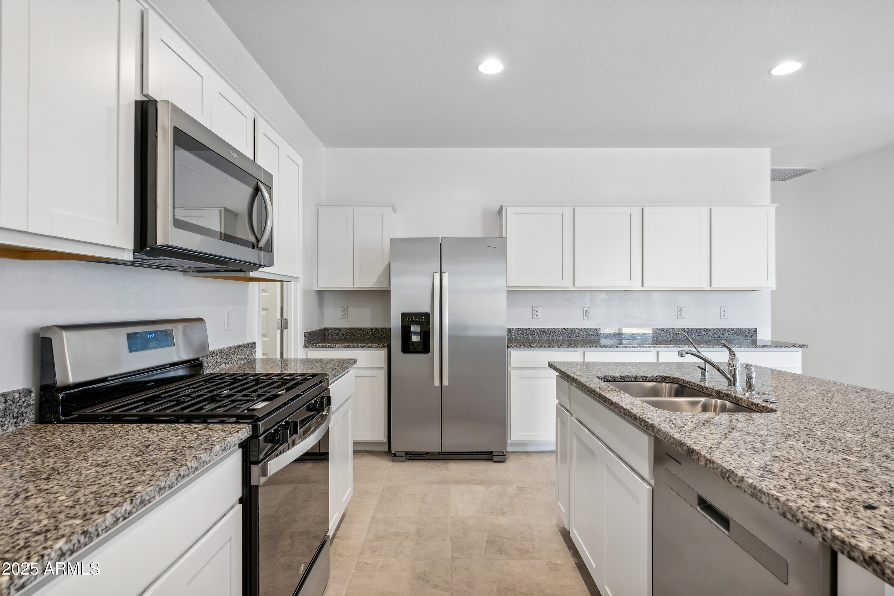 46605 W Skyline Drive