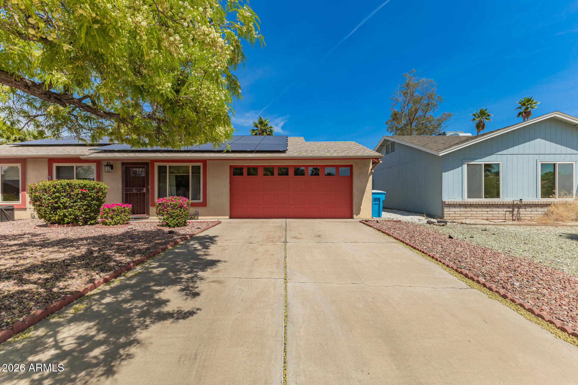 4020 E WINDROSE Drive
