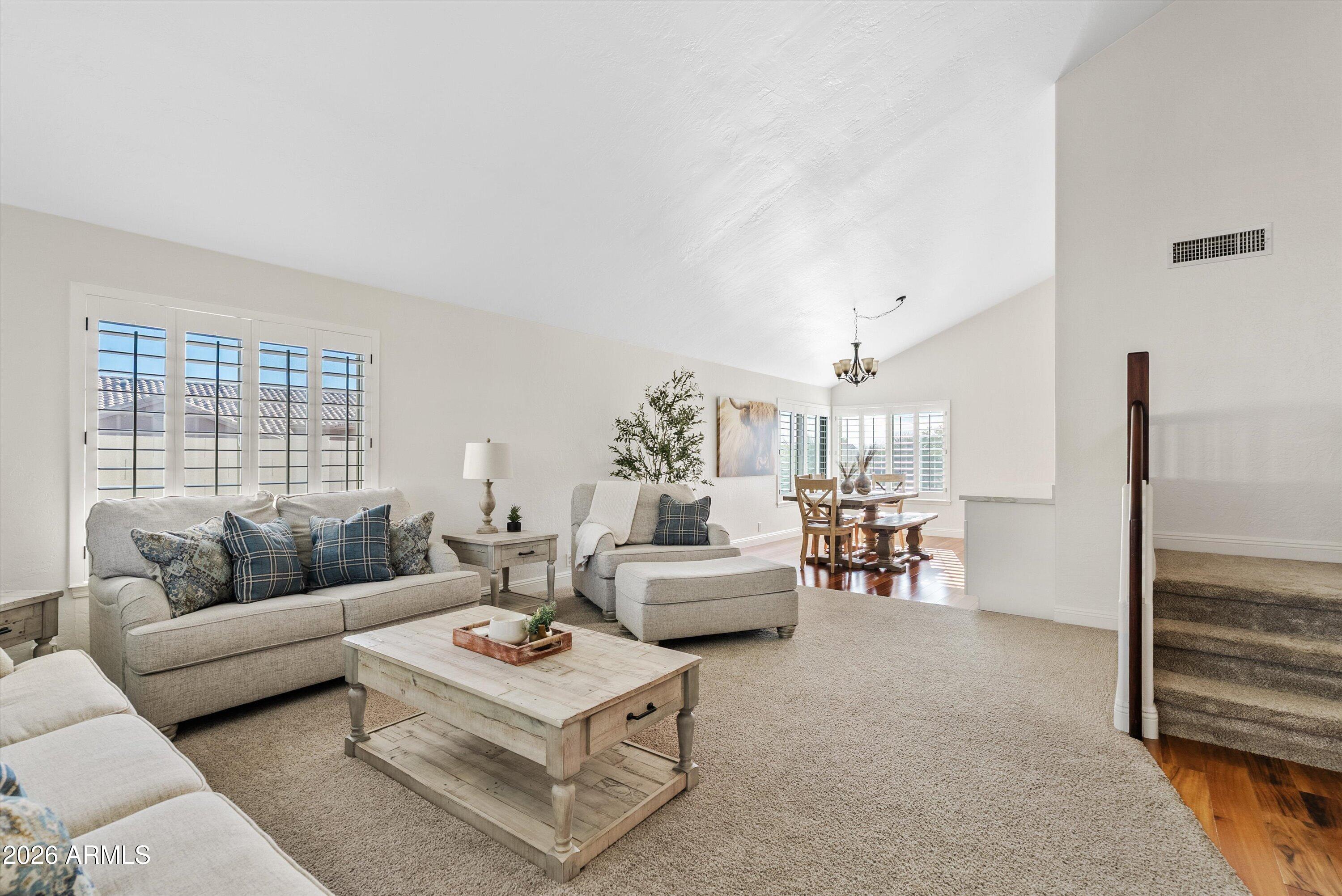 4402 E BARWICK Drive