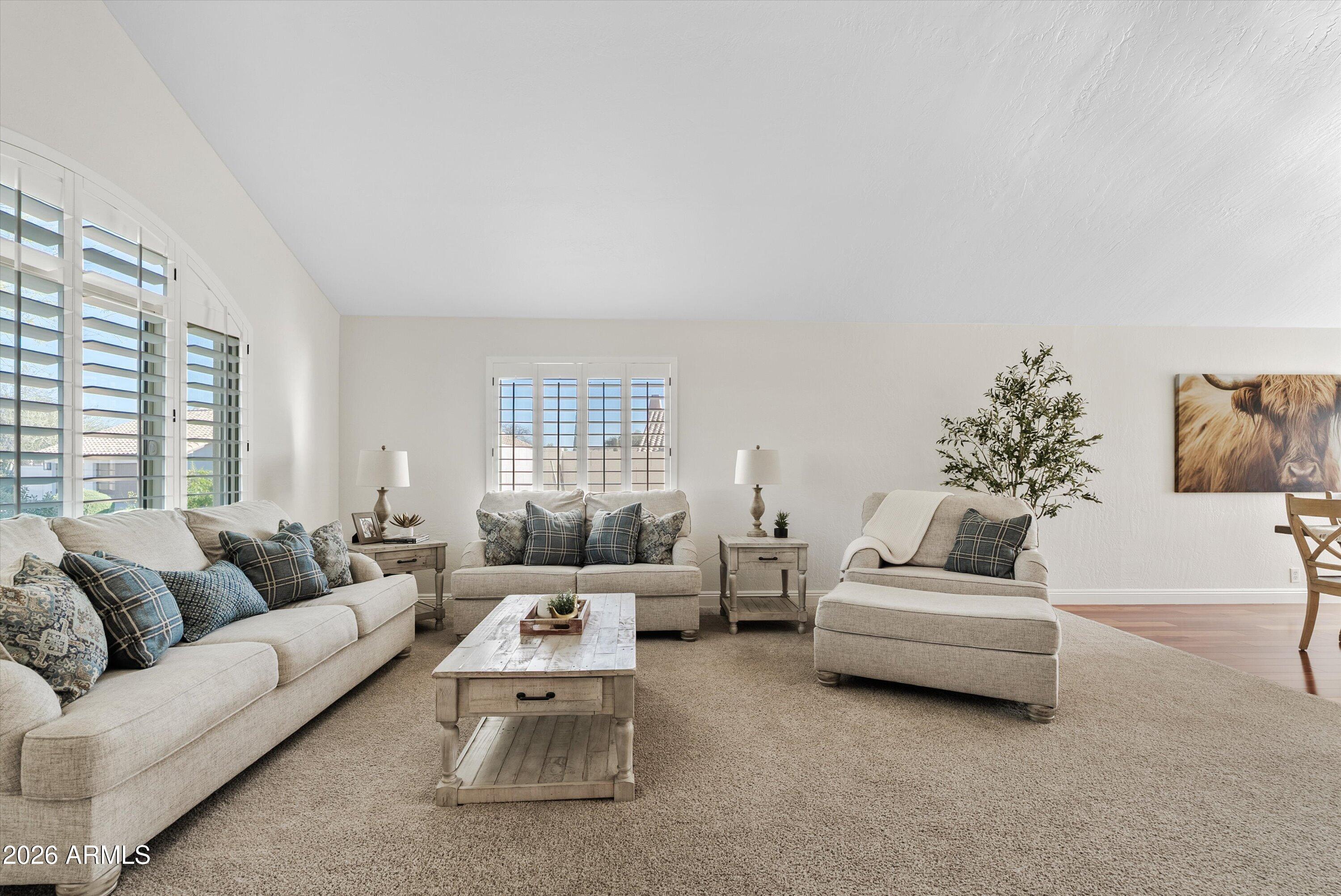 4402 E BARWICK Drive