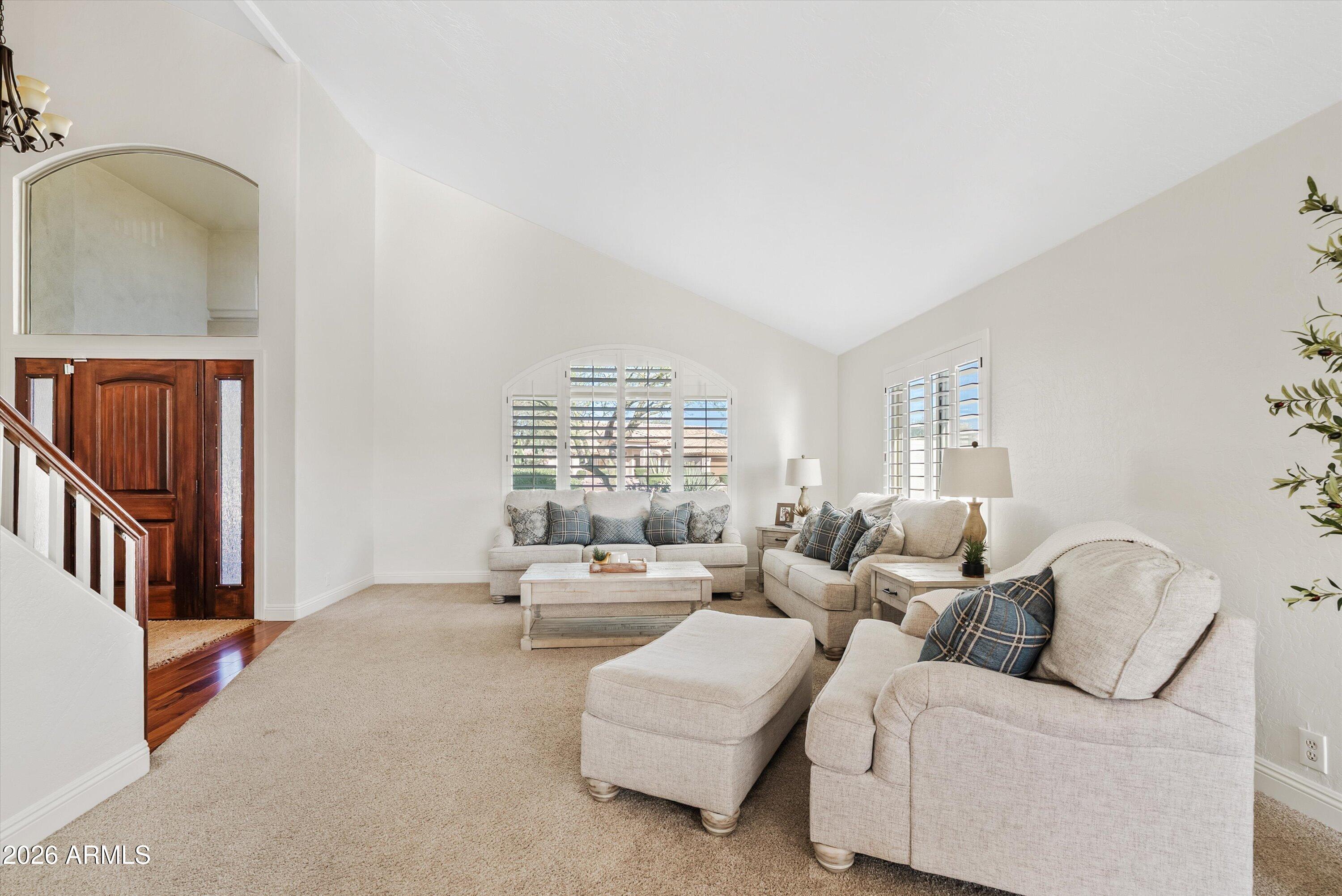 4402 E BARWICK Drive