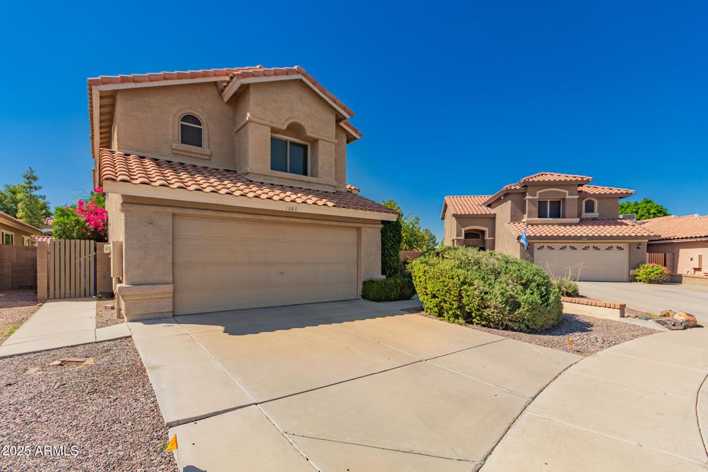 Photo of 1080 N Blackstone Drive, Chandler, AZ 85224 (MLS # 6924618)