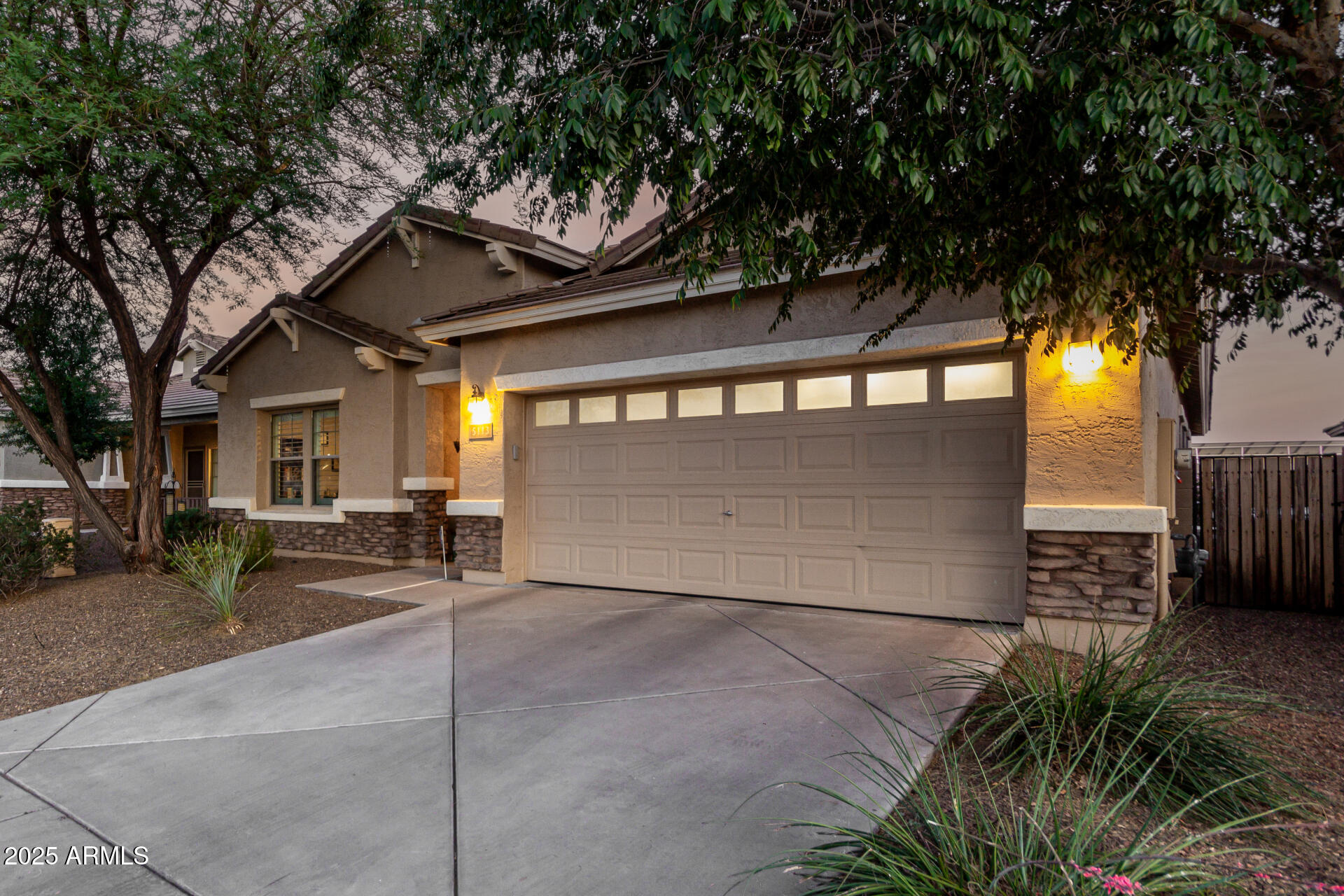 5113 W Molly Lane