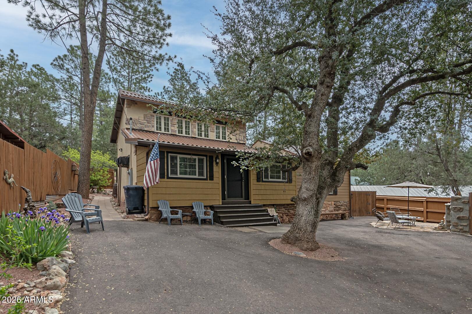 3183 N Pinewood Drive