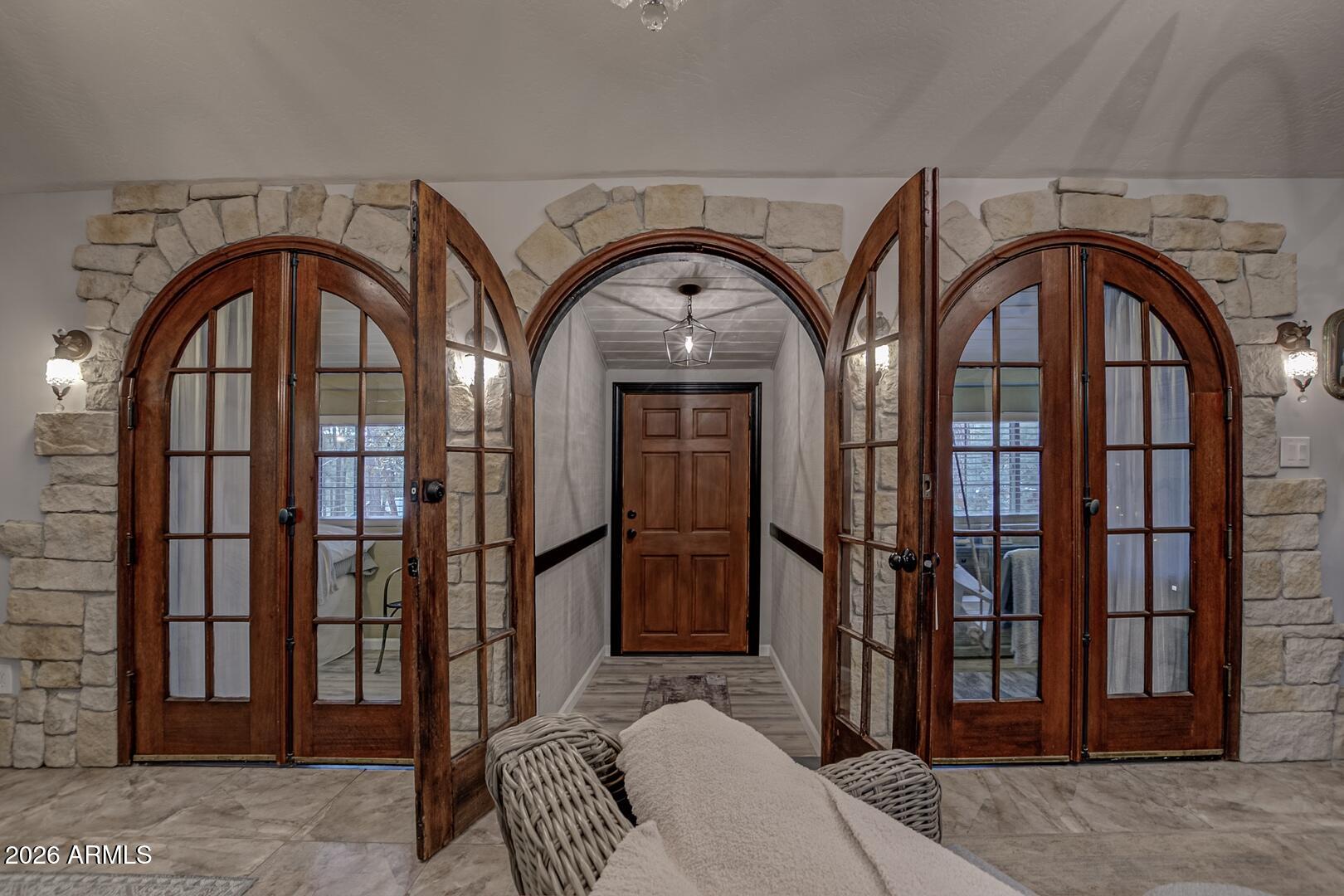 3183 N Pinewood Drive