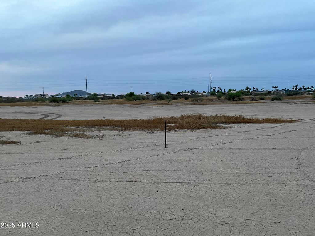 Photo of 0 W Nugget 17 Road #17, Arizona City, AZ 85123 (MLS # 6796020)