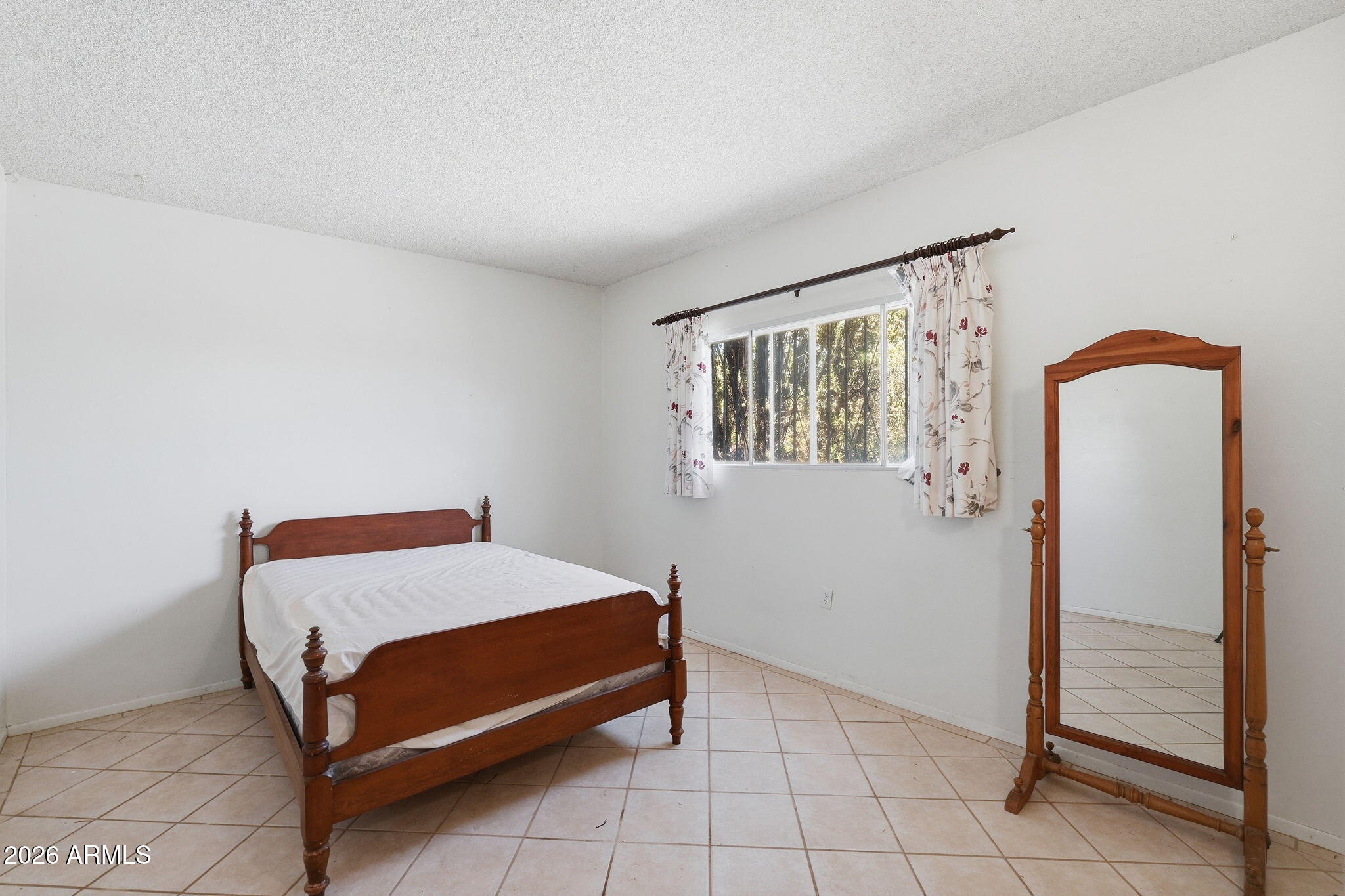 VILLAGE MEADOWS ESTATES - Residential