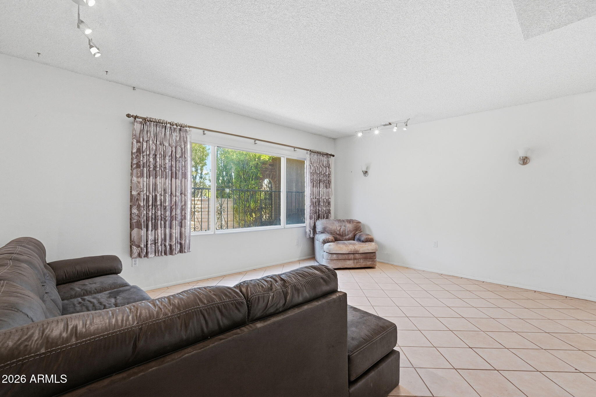 VILLAGE MEADOWS ESTATES - Residential