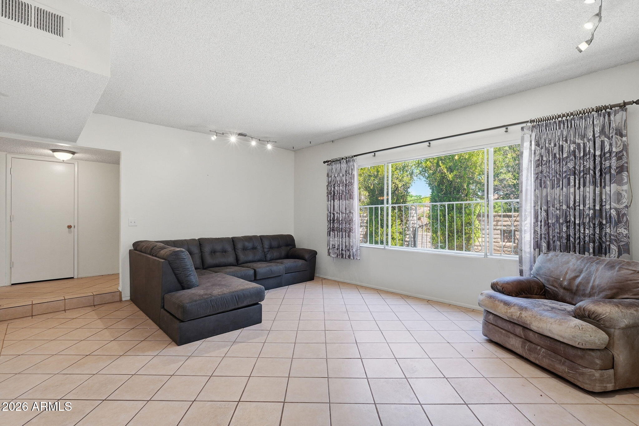 VILLAGE MEADOWS ESTATES - Residential