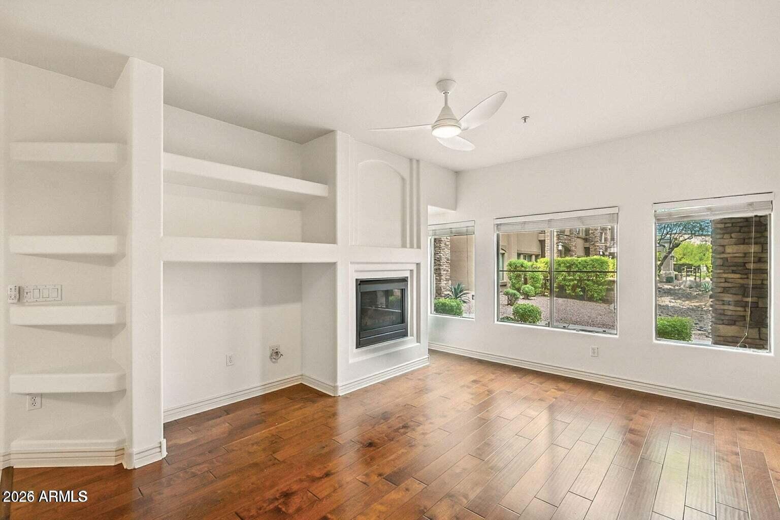 5450 E DEER VALLEY Drive 1209