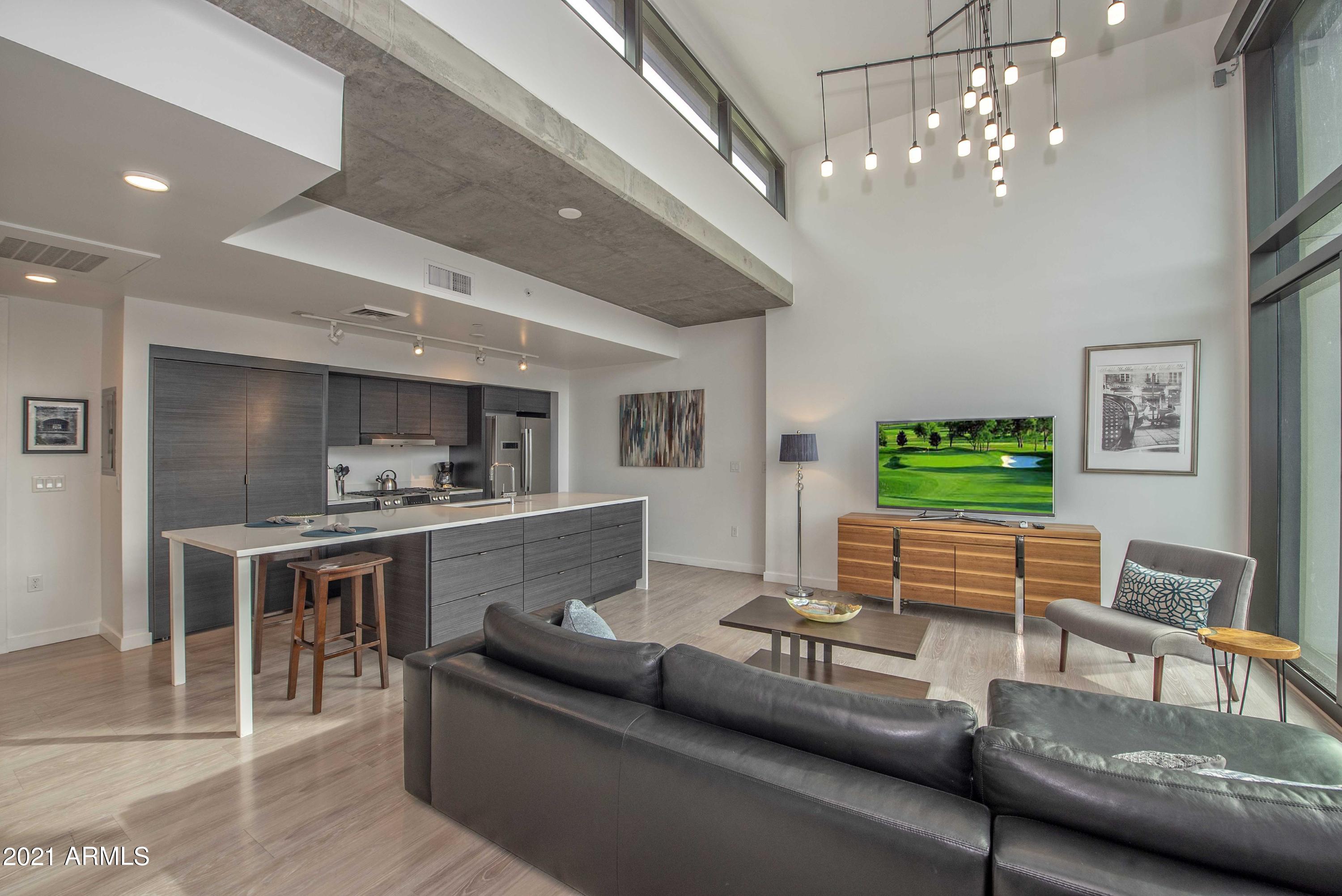 100 W Portland Street 504