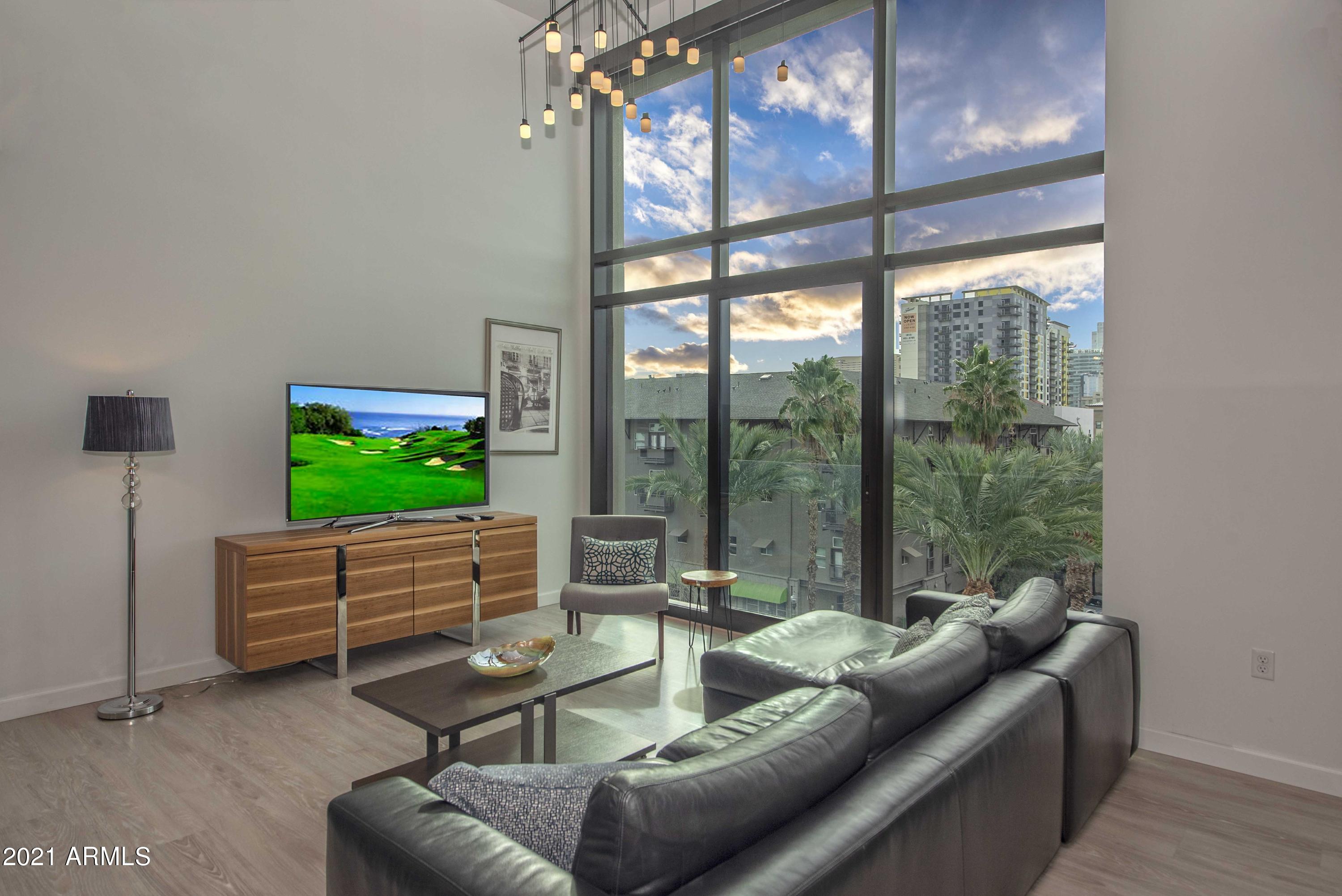 100 W Portland Street 504