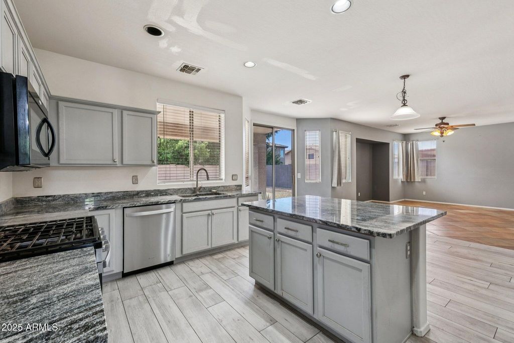 Photo of 7525 W Tumblewood Drive, Peoria, AZ 85382 (MLS # 6925342)