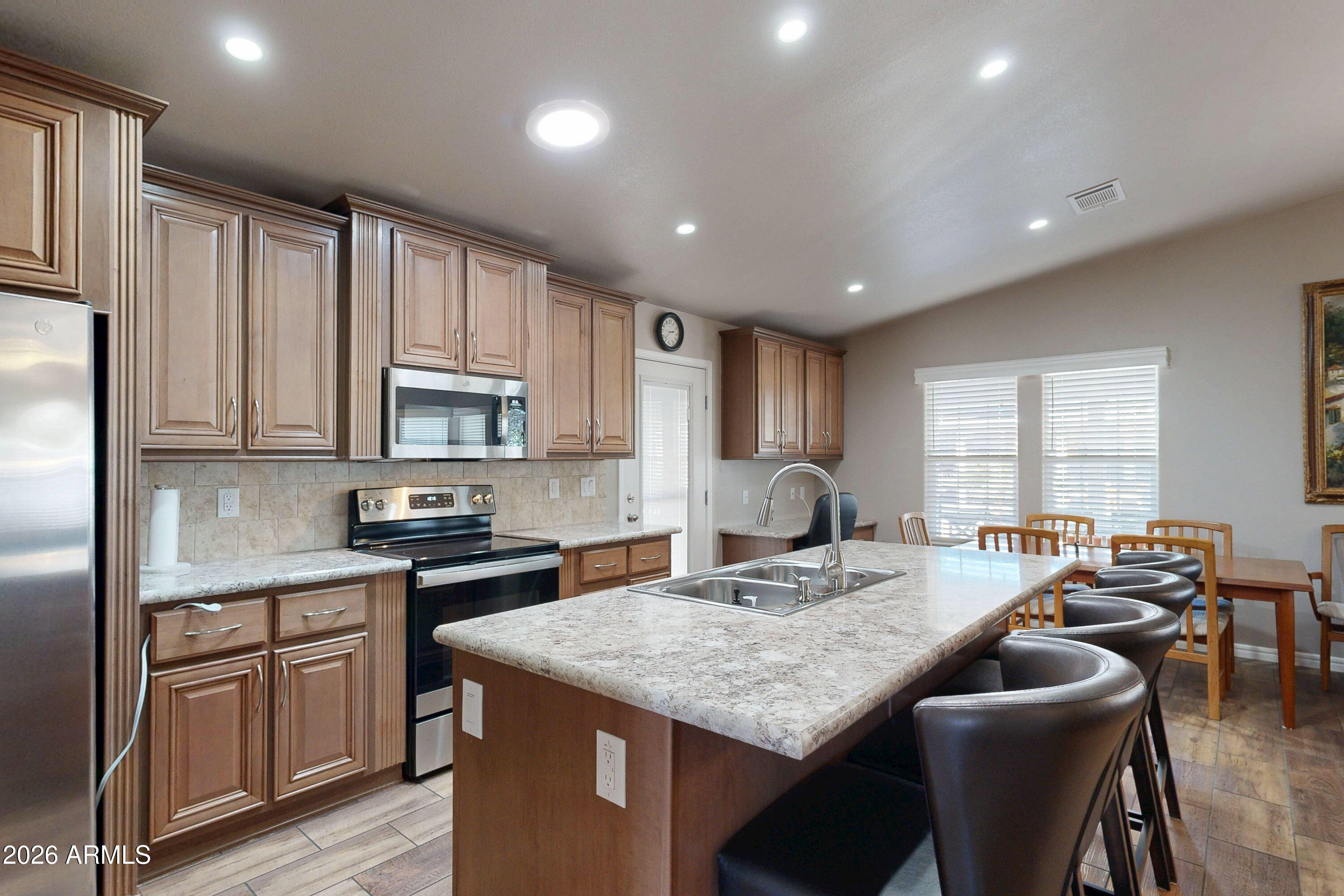 11201 N El Mirage Road G28