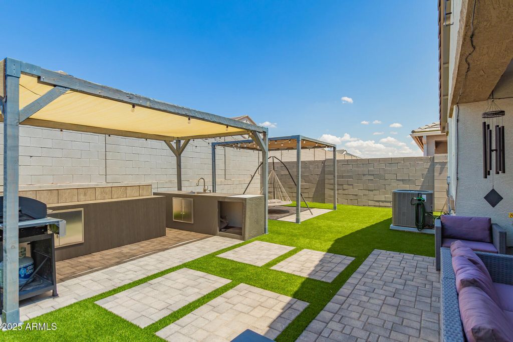 Photo of 2004 W Sandoval Avenue, Apache Junction, AZ 85120 (MLS # 6907938)