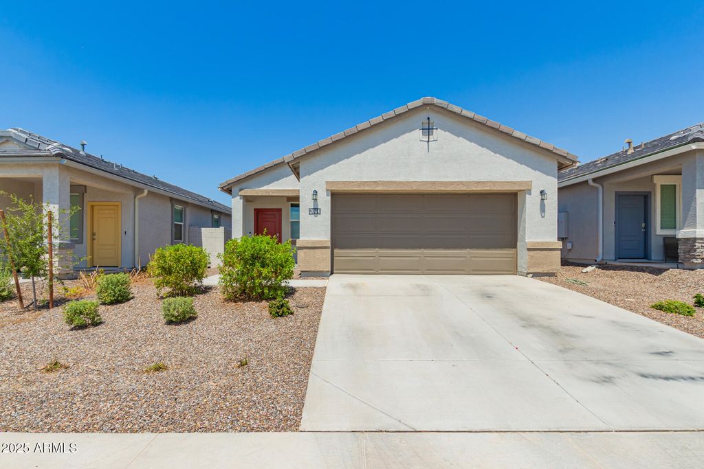 Photo of 2004 W Sandoval Avenue, Apache Junction, AZ 85120 (MLS # 6907938)