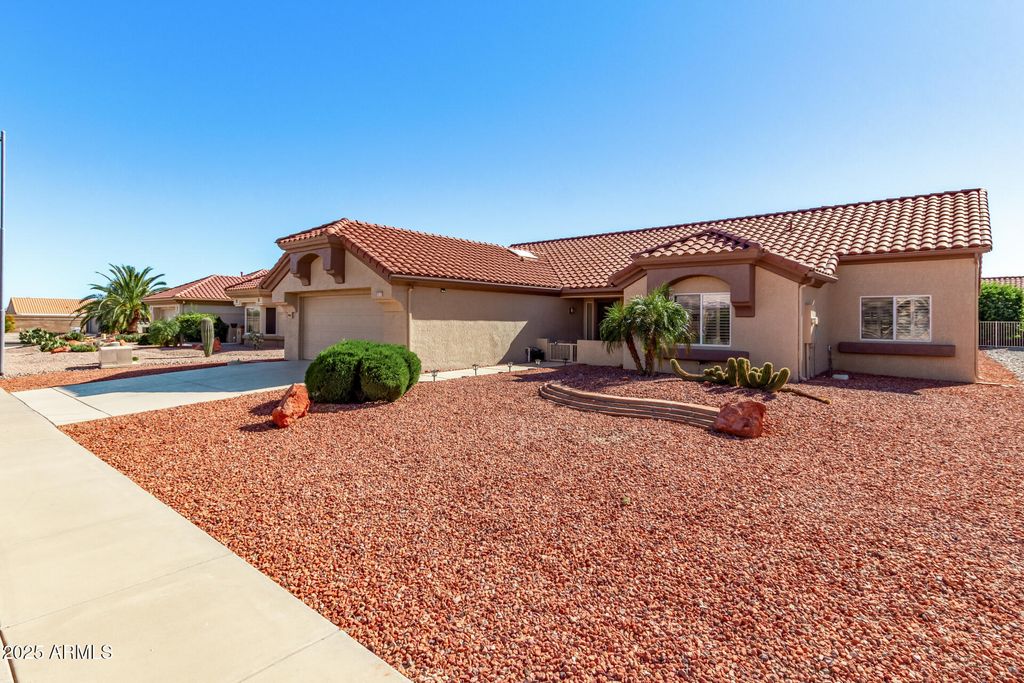 Photo of 15113 W Via Montoya, Sun City West, AZ 85375 (MLS # 6942967)