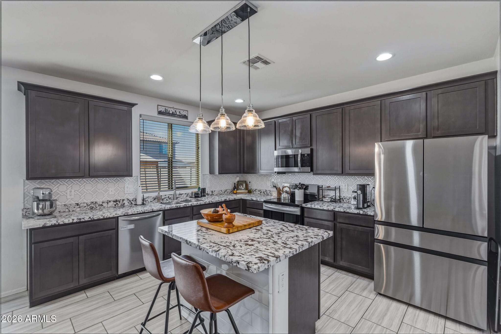 17555 W MONTE LINDO Lane