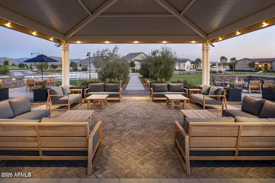 11654 N FREDERICKSBURG Street