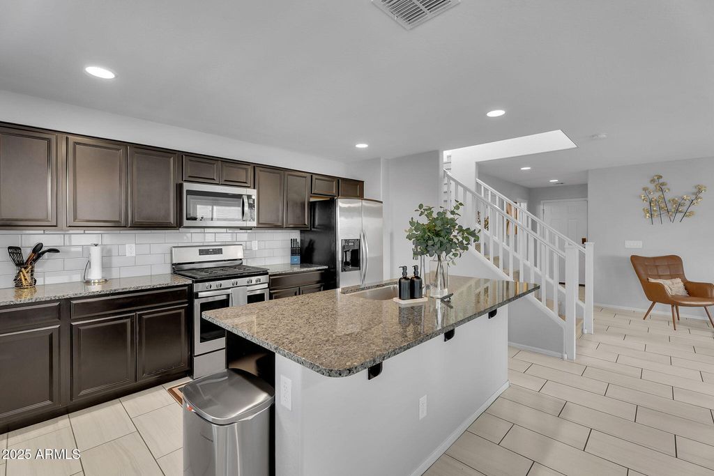 Photo of 16412 W Culver Street, Goodyear, AZ 85338 (MLS # 6952098)