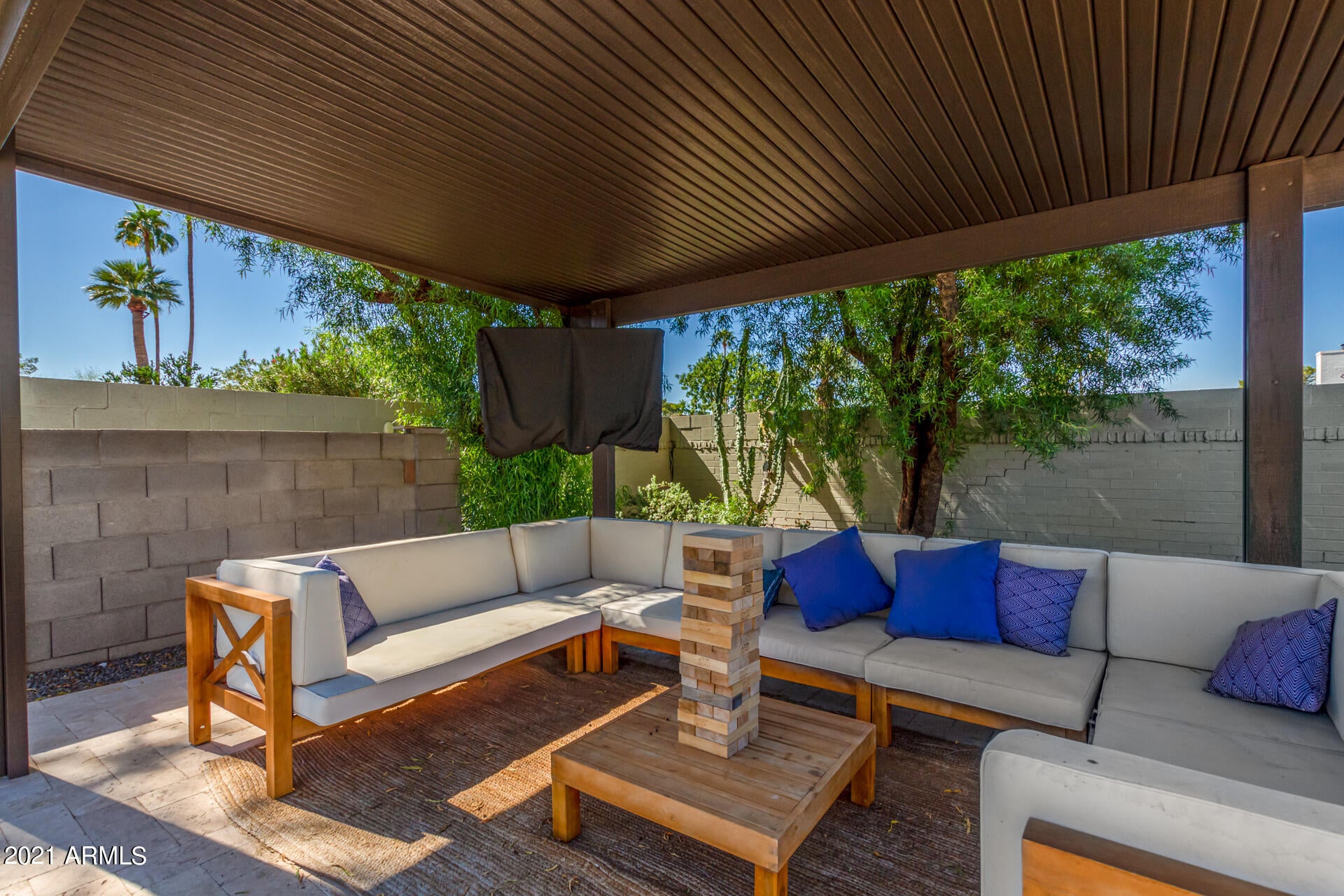 8731 E Minnezona Avenue