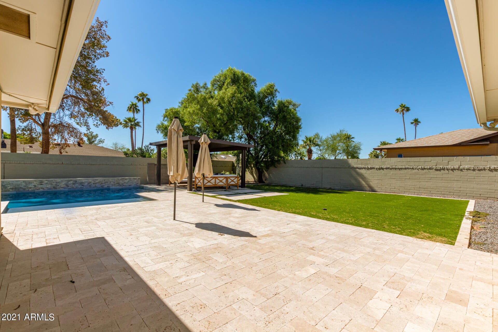 8731 E Minnezona Avenue