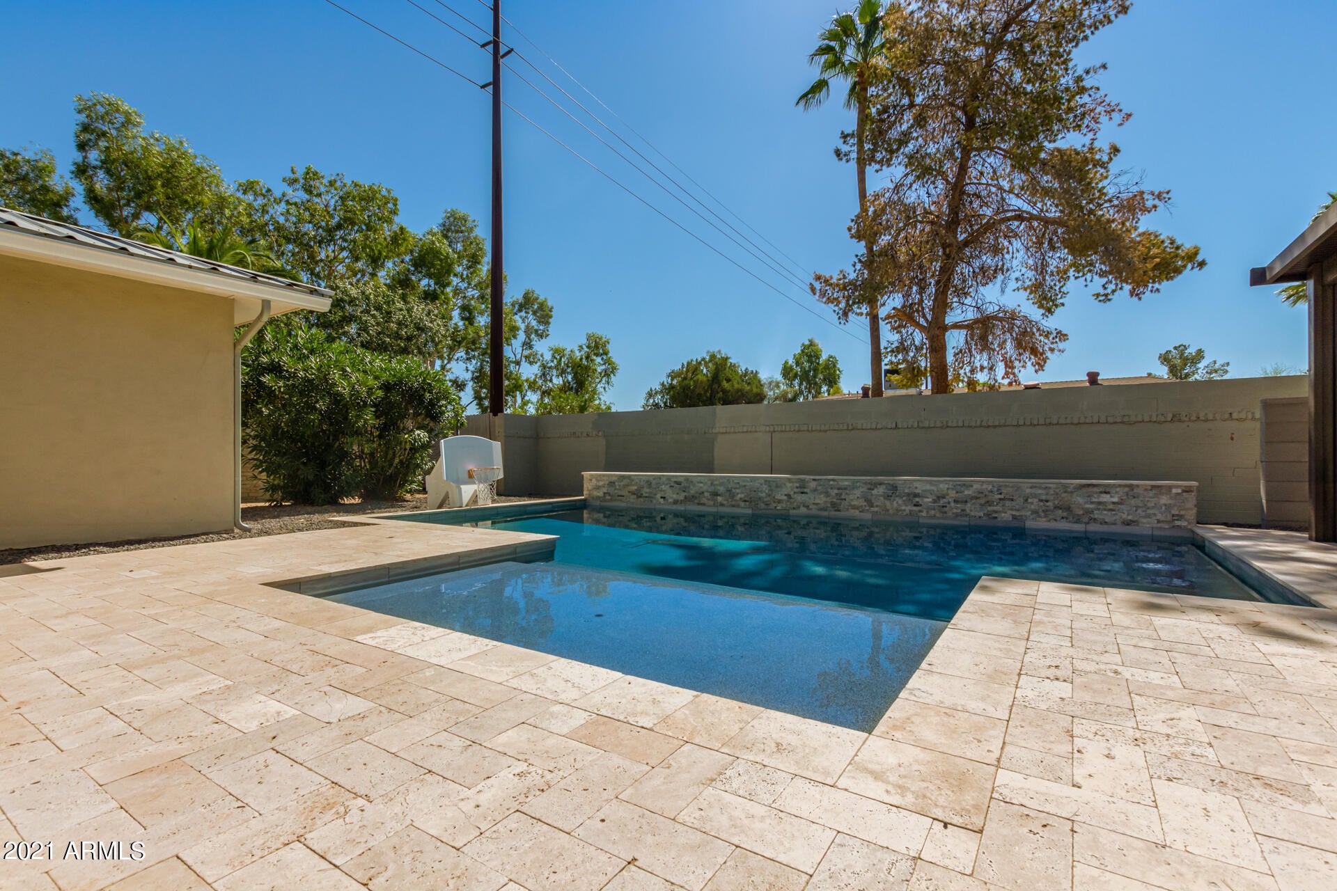 8731 E Minnezona Avenue