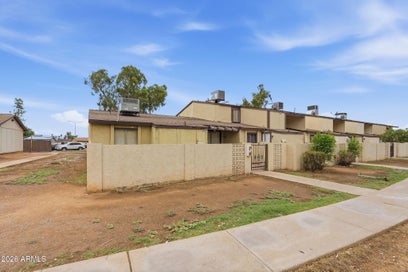 3120 N 67TH Lane 50 Phoenix AZ 85033