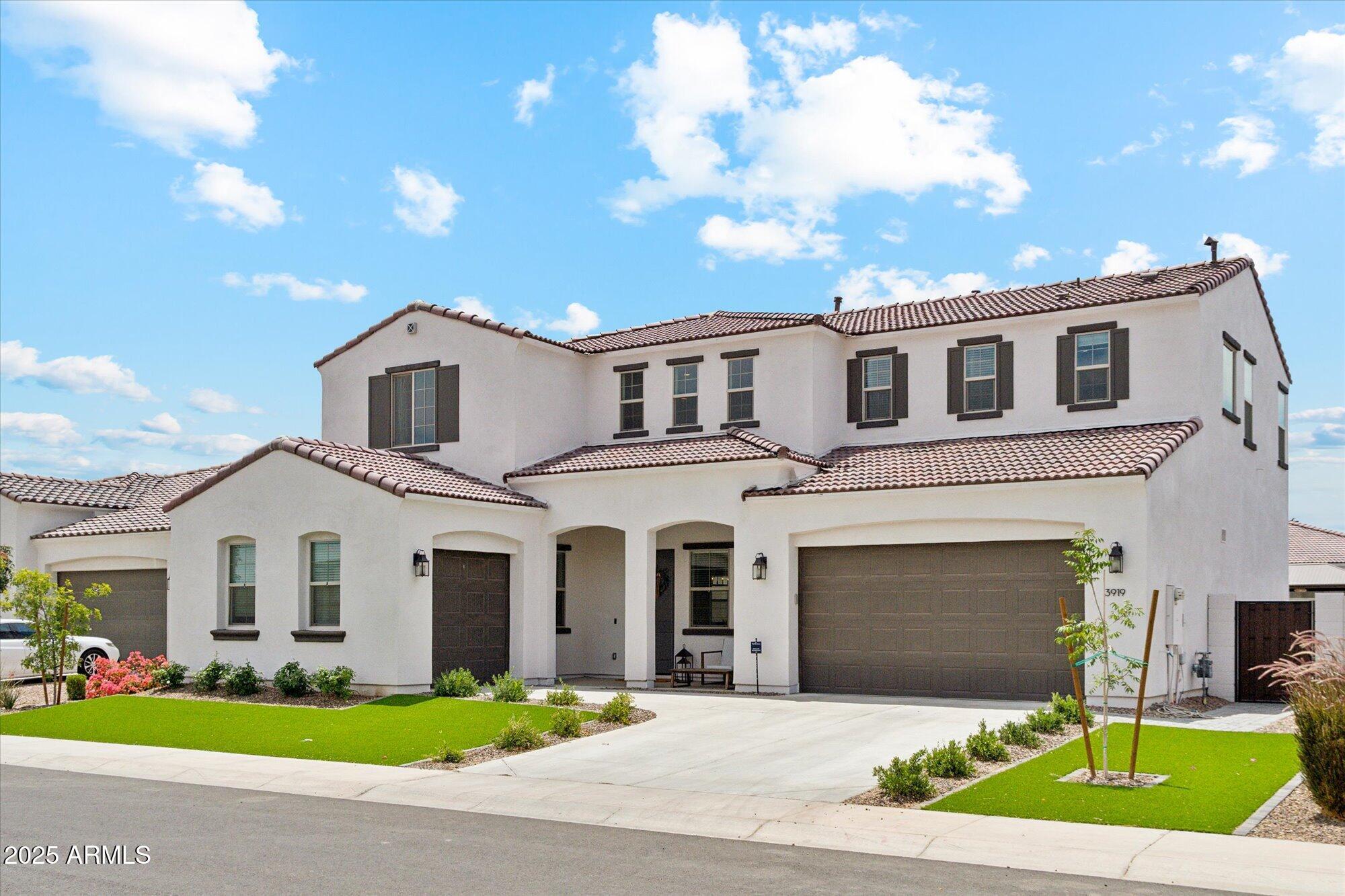 3919 W ABALONE Lane