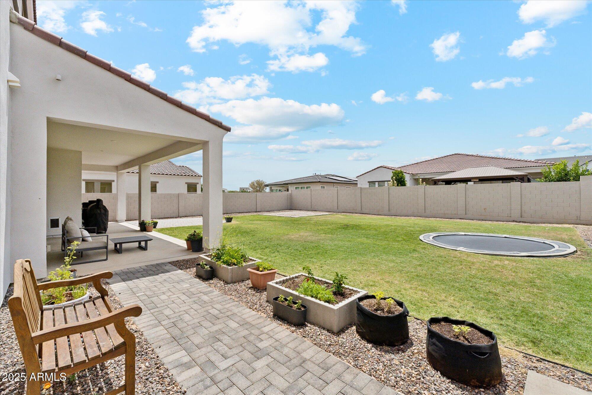 3919 W ABALONE Lane