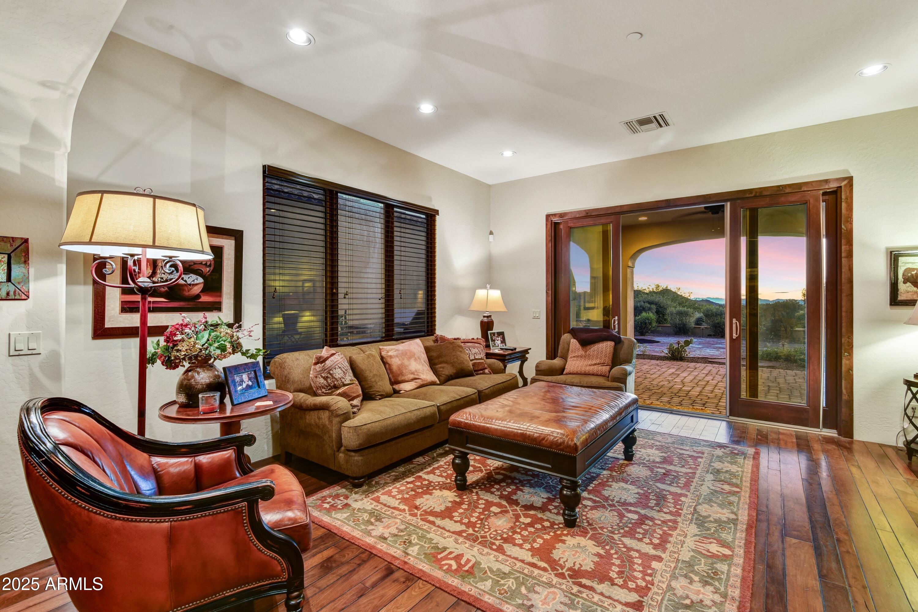 Superstition Mountain - Residential